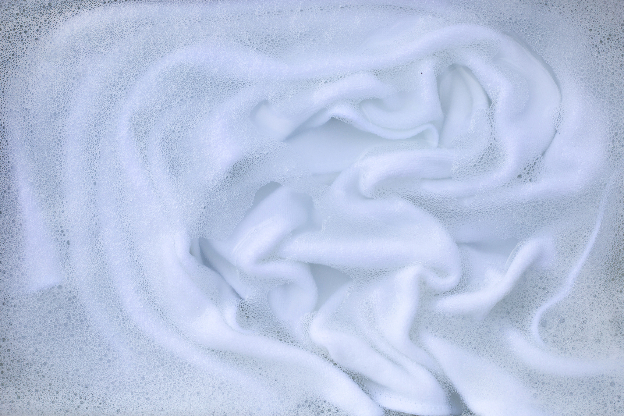 羊绒毛衣用漂白剂漂了发黄怎么办