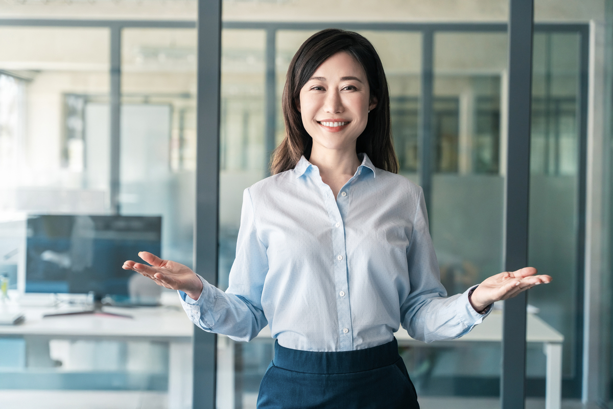 女生做行政有出息吗？职场女性如何突破瓶颈？