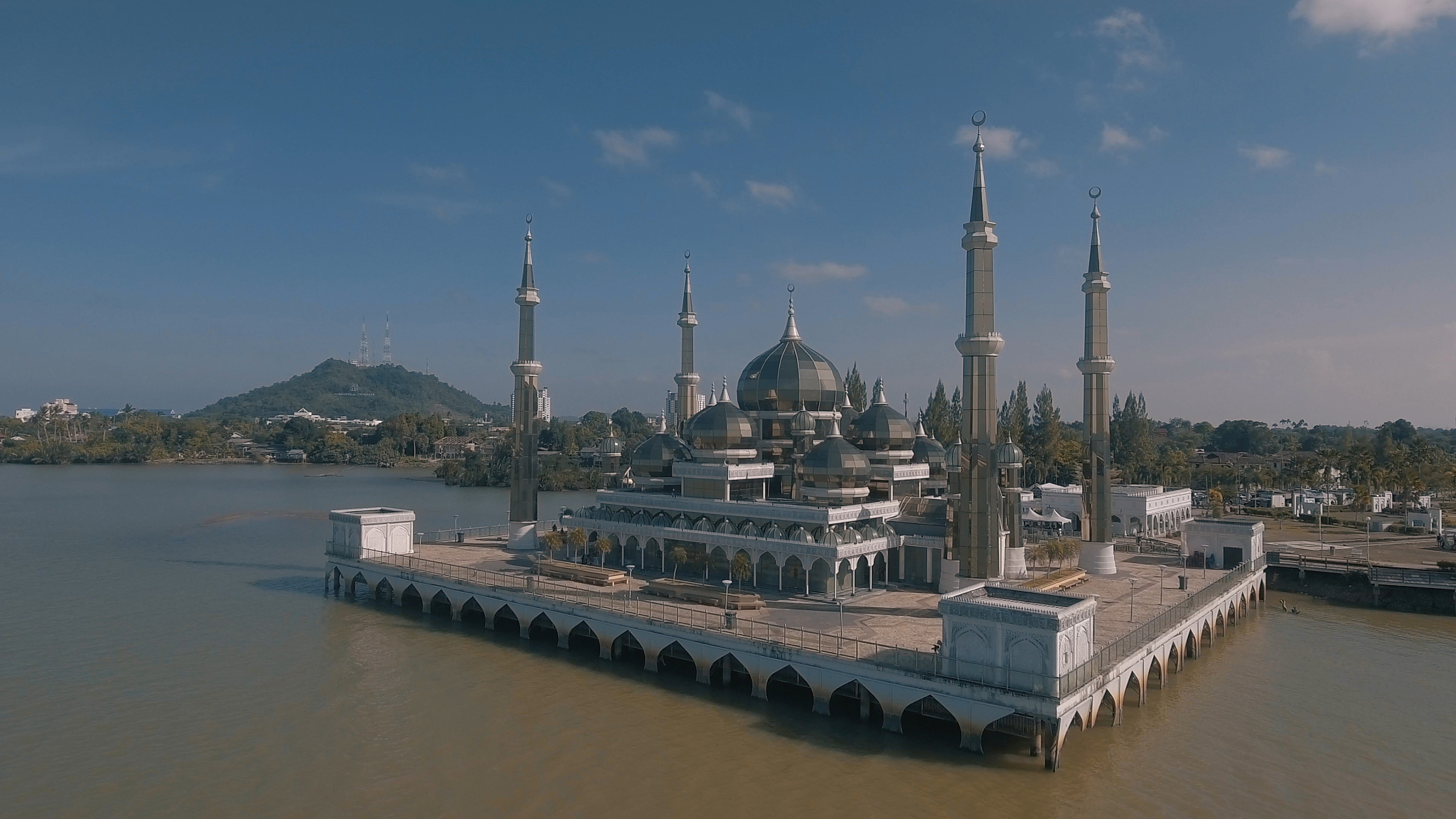 crystal mosque.