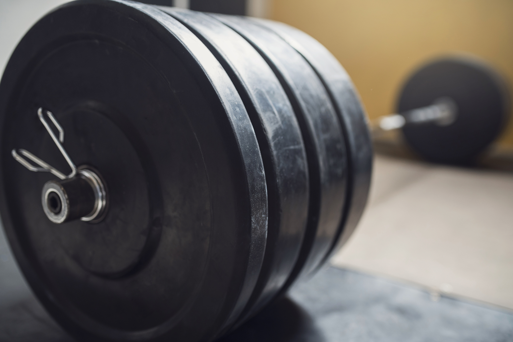 著名的举重杠铃品牌