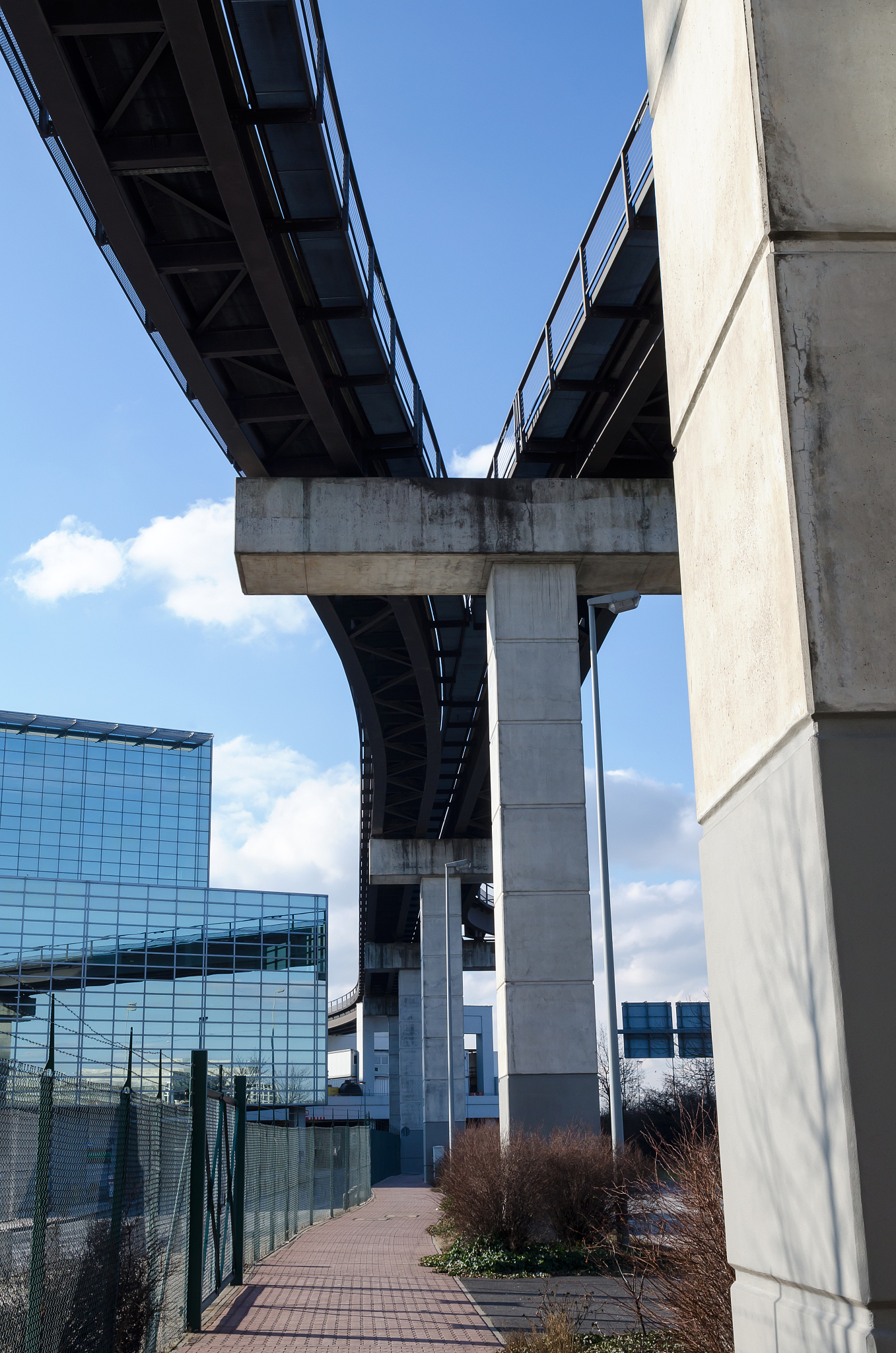 西安2023年读铁路学校有用吗好不好