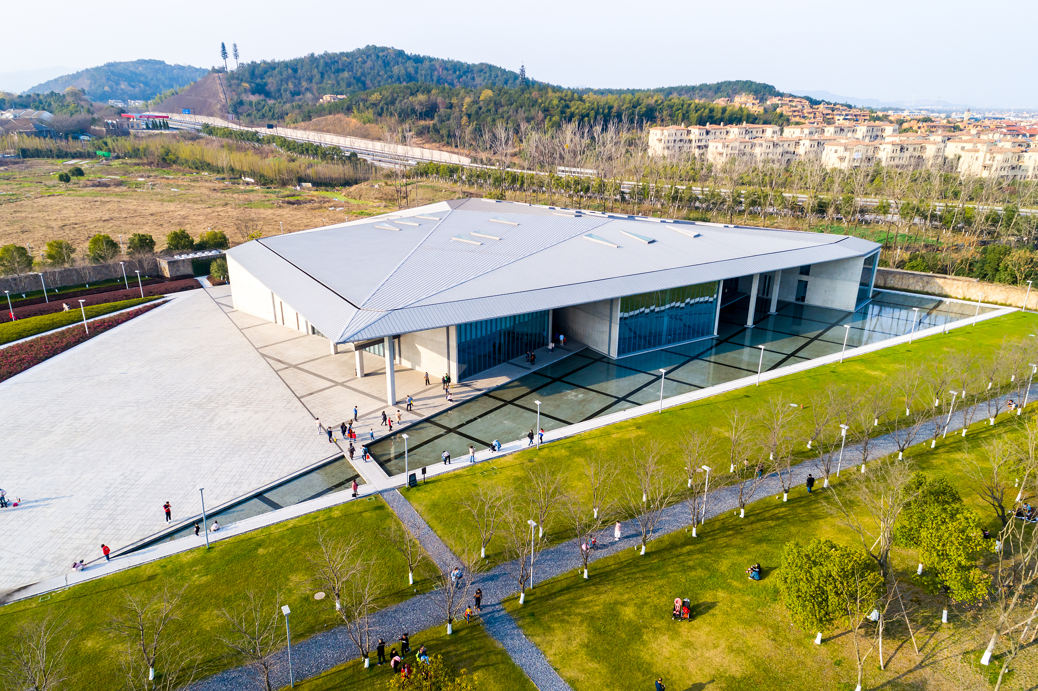 重庆中意职业技术学校珠宝玉石加工与营销专业优势怎么样发展前景好不好呢；：：；；第三件事输入分隔符##################
