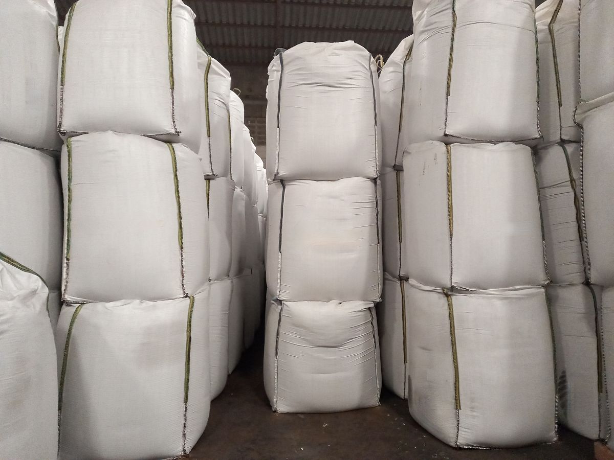 无溶剂环保型高强度单组分聚氨酯防水涂料制备流程