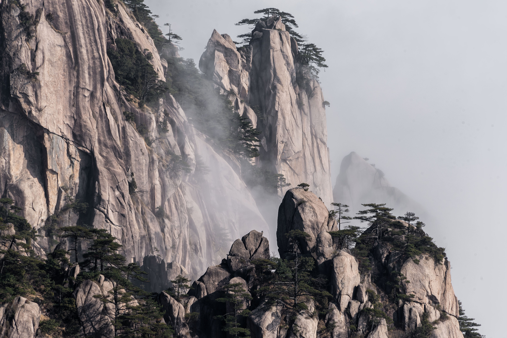 黄山7天旅游攻略：详细行程安排、美食推荐、酒店预订