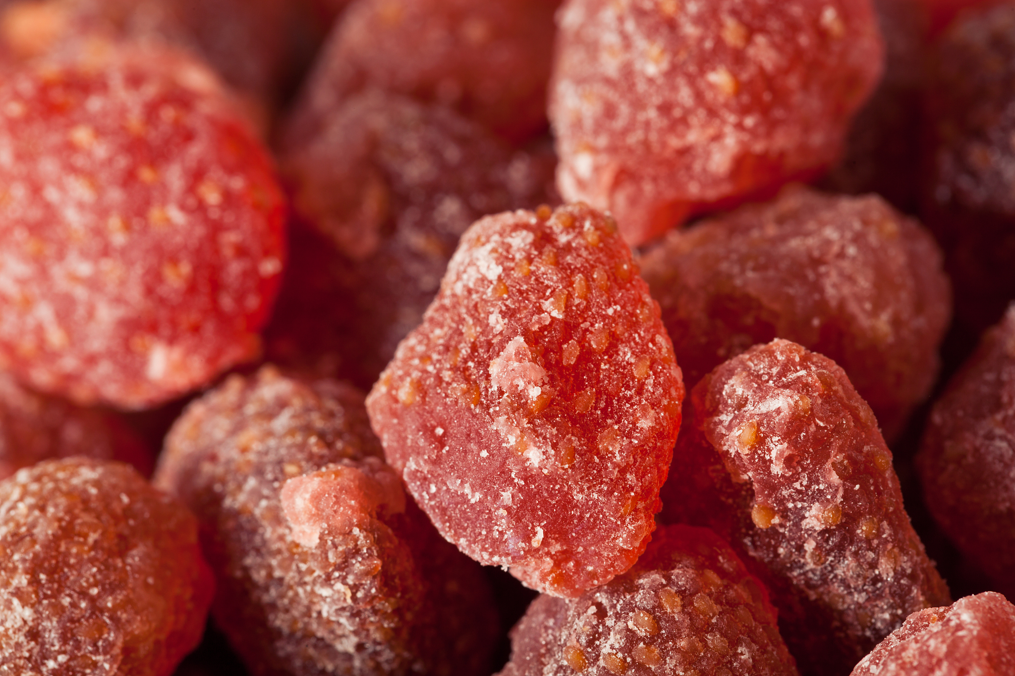 organic dry sugared strawberries