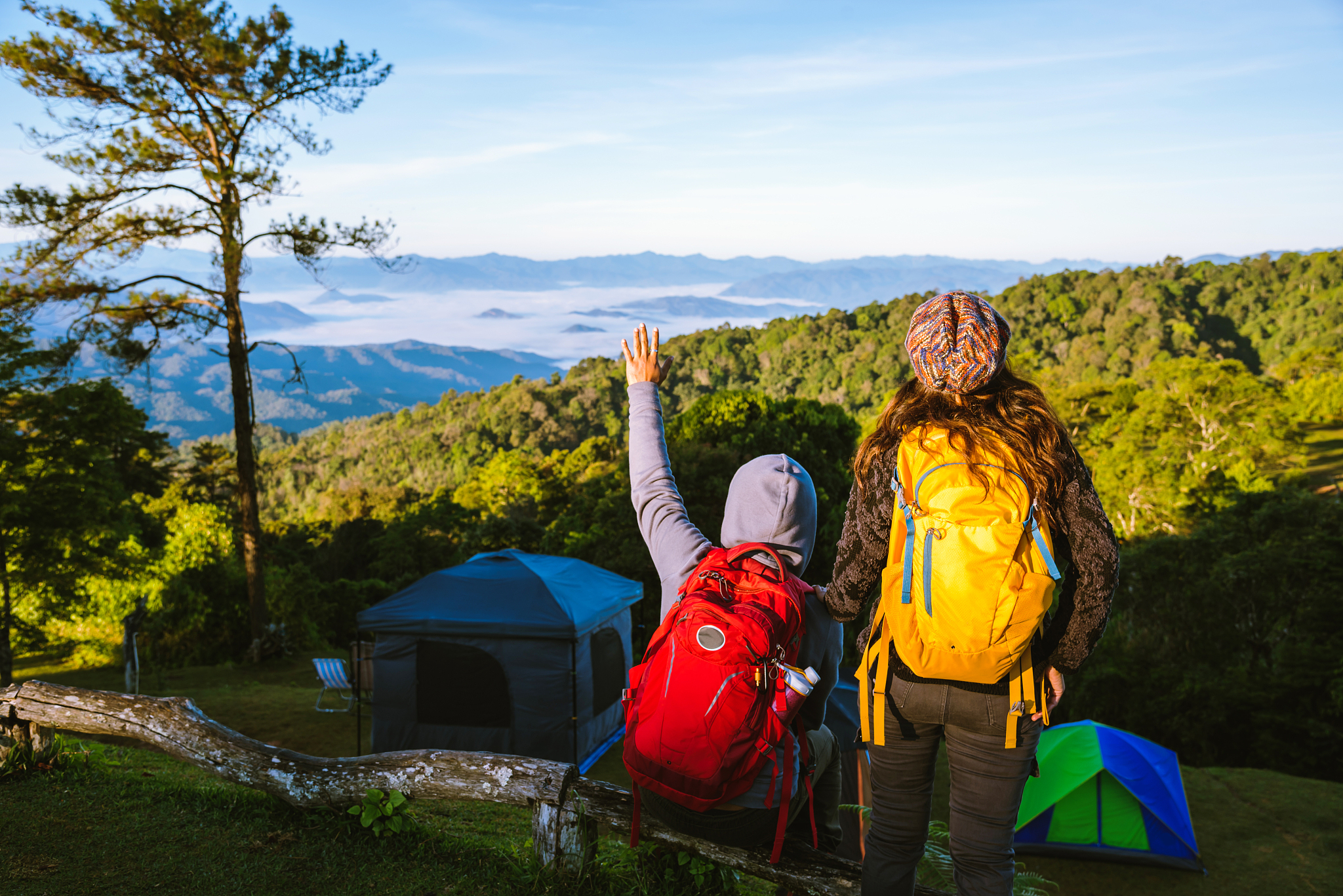 户外旅行 vs 旅游：你更偏爱哪种？