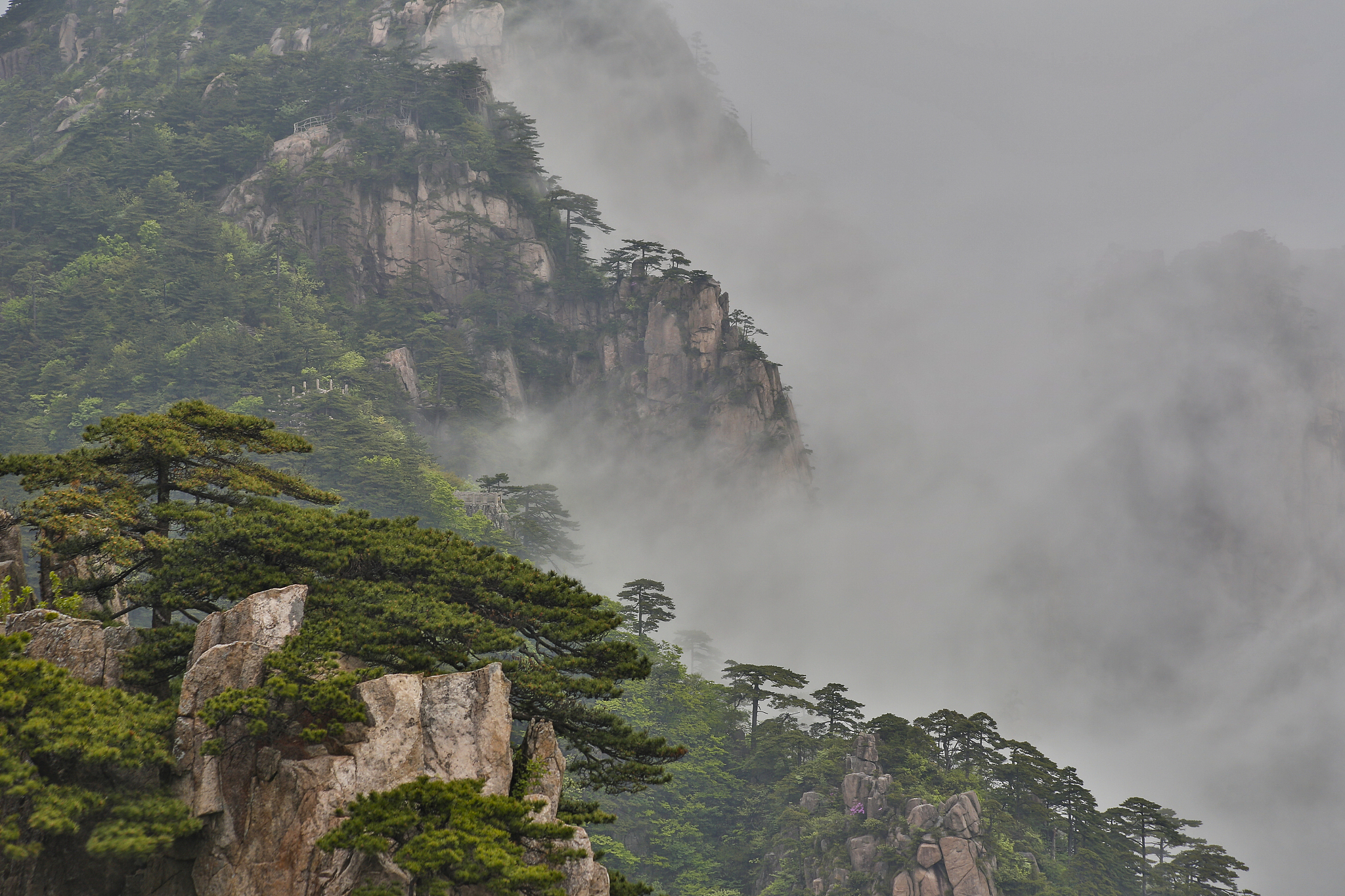 妄想山海五丁开山极：神话与现实的区别