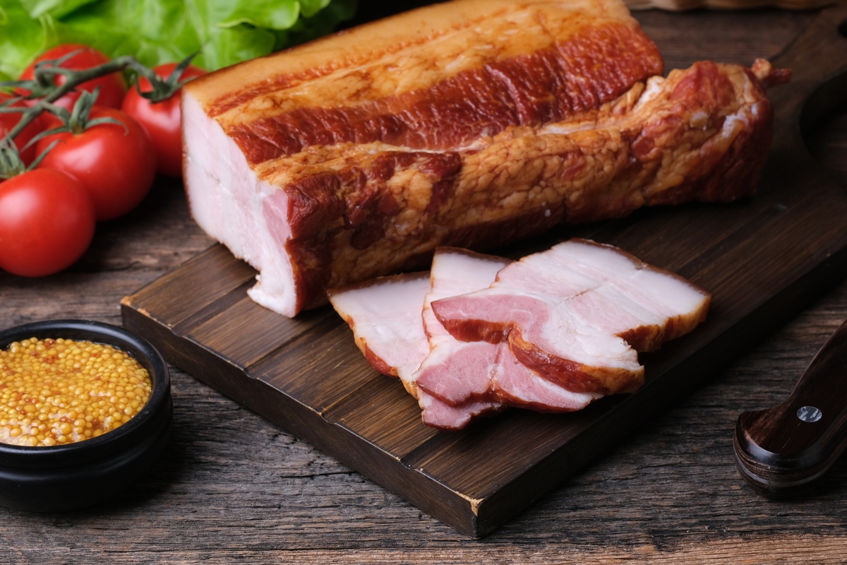 利比亚橡树火腿是腌肉吗？