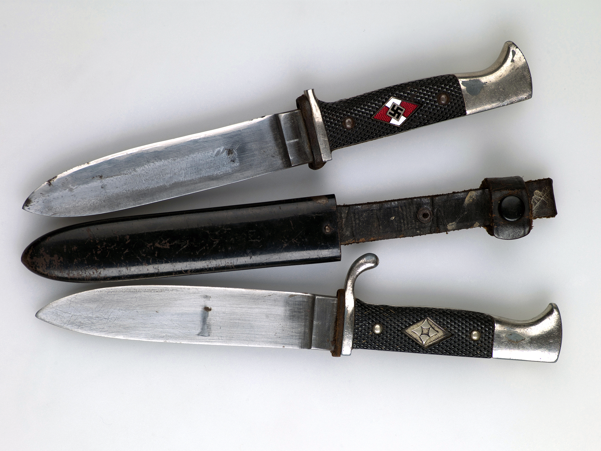 knives during the war