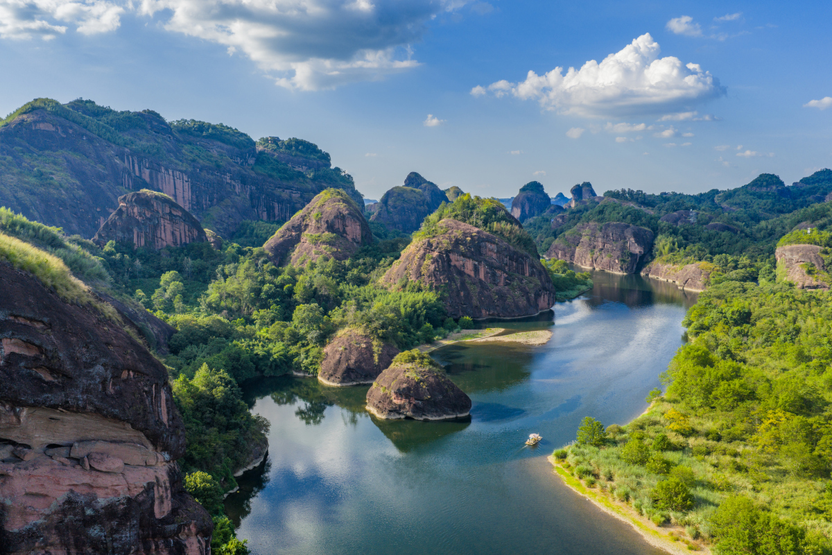 肇庆旅游攻略：探索岭南文化，畅游丹霞山水