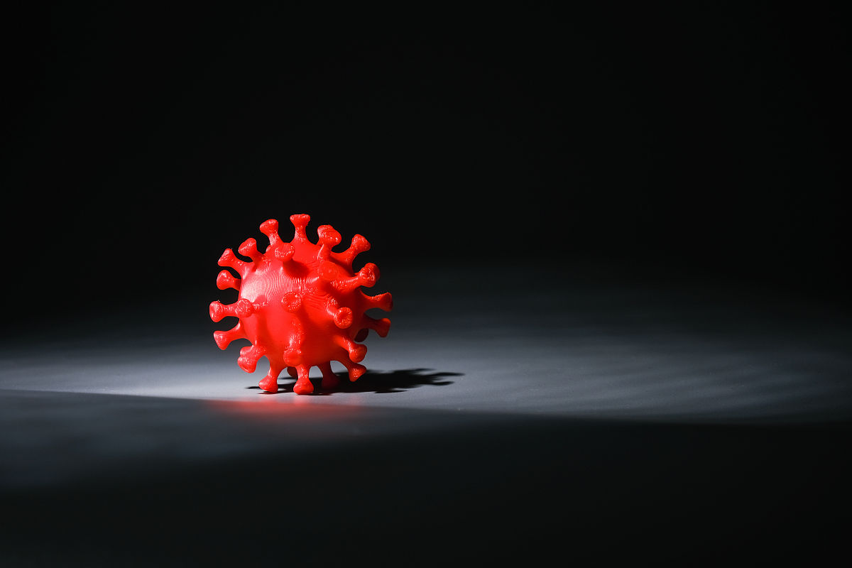 学校卫生先进个人事迹简介 - 王老师：爱岗敬业，守护学生健康