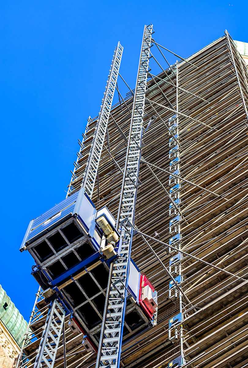 高层建筑施工垂直运输