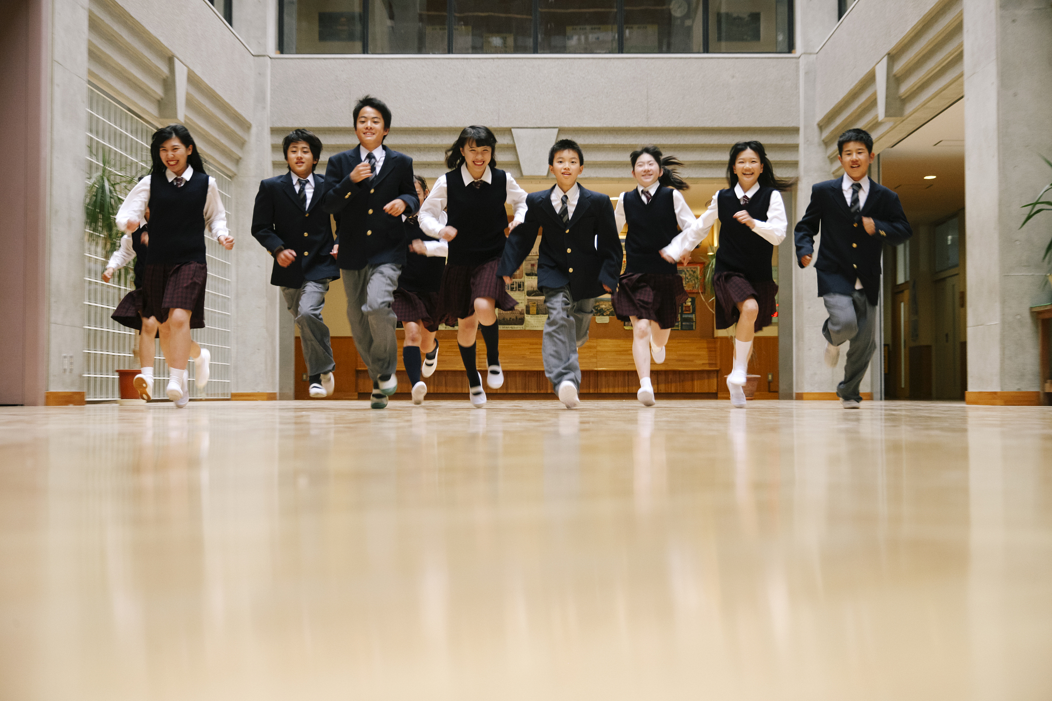 日本中学生活体验：制度、教学、压力、活动、评价全解析