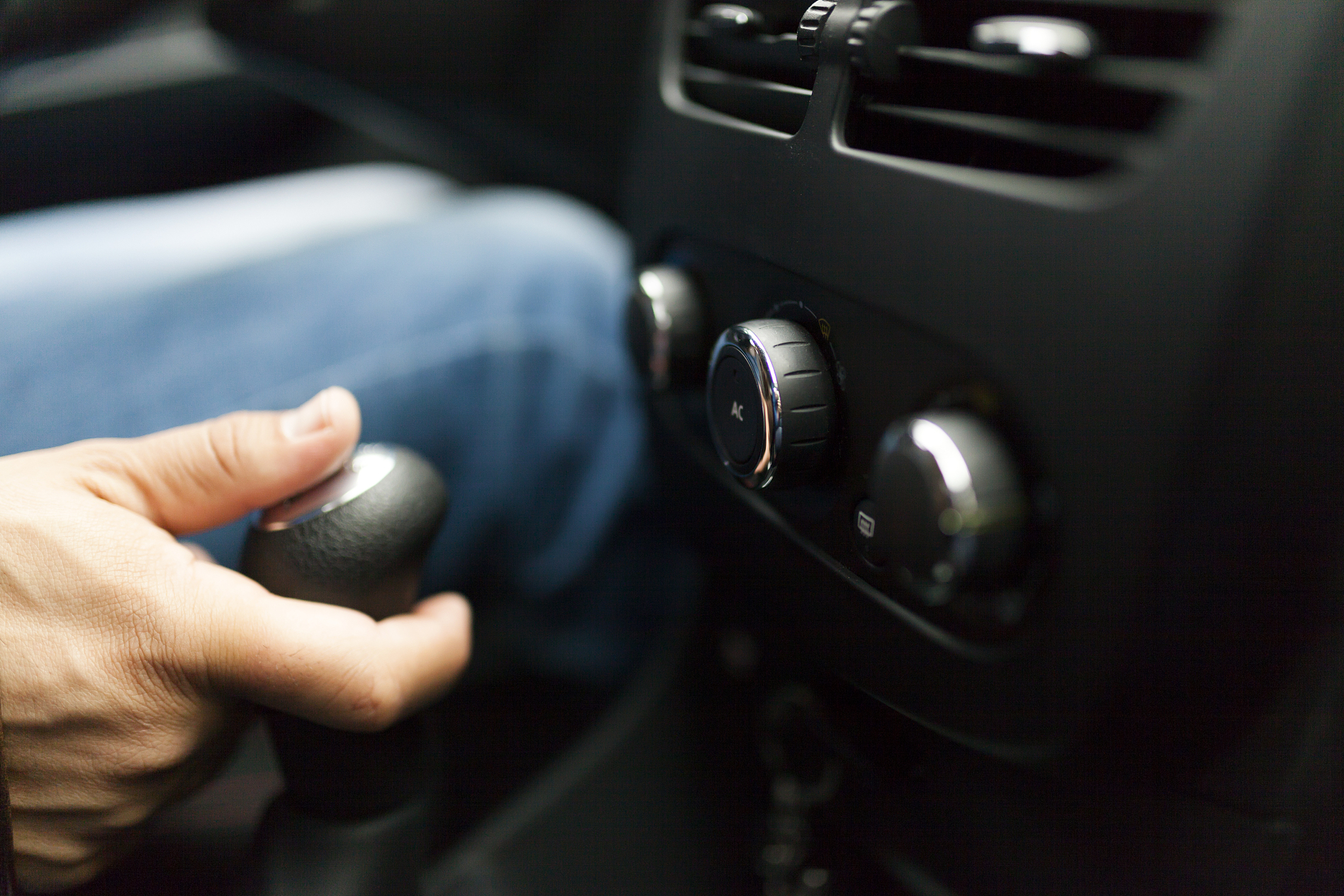 手动挡 vs 自动挡：哪种适合你？