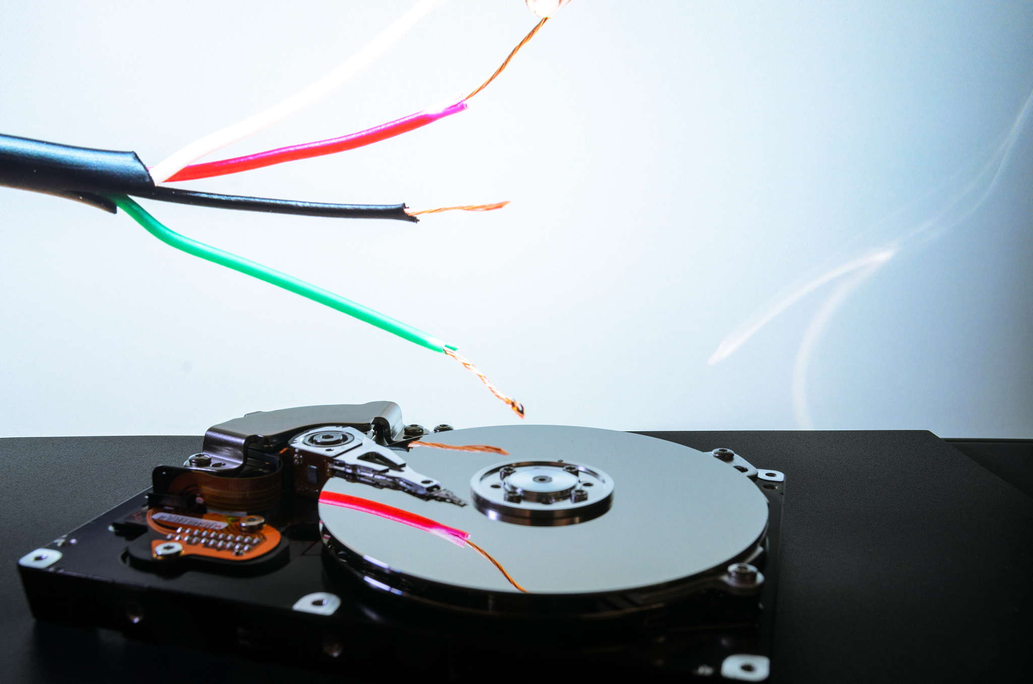 磁盘驱动读取系统的实验原理