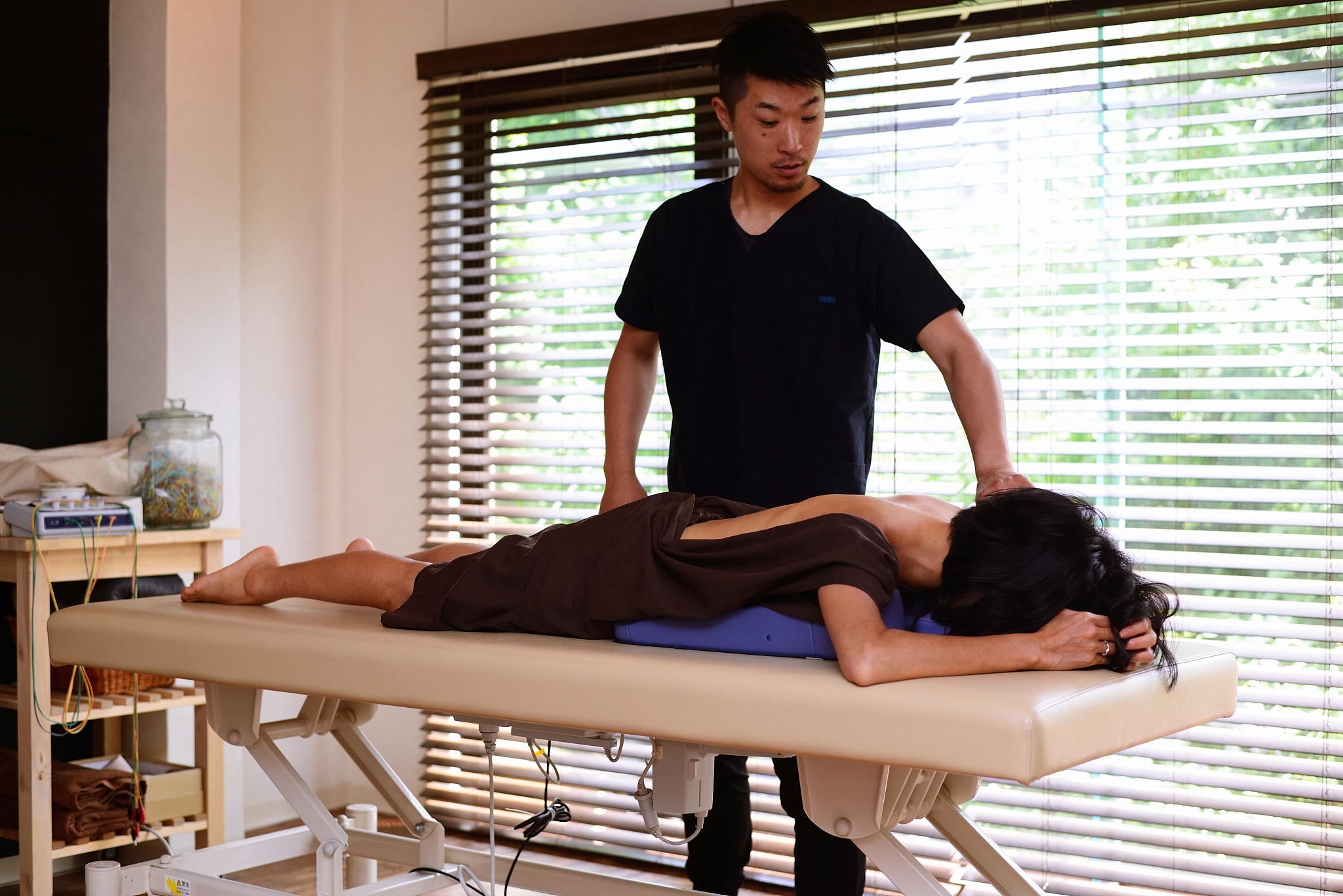 如何增强脊柱稳定性？试试这些简单训练！