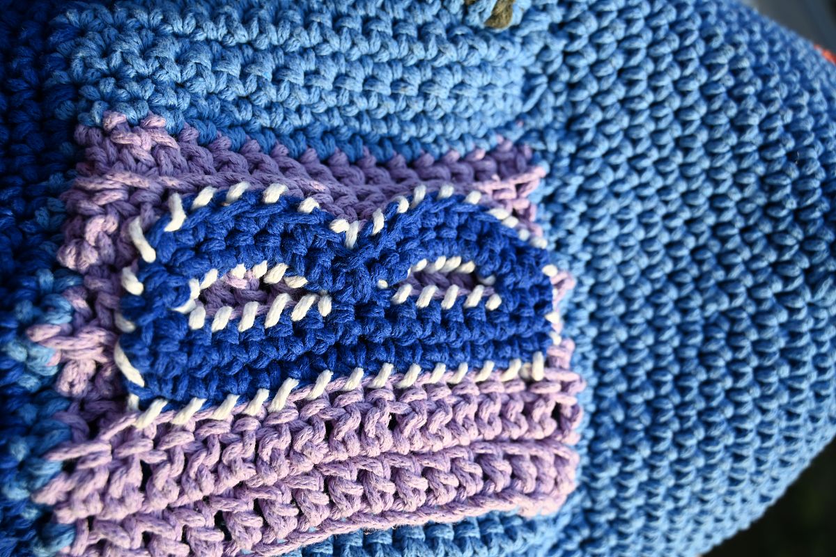 宽松一片式的毛裤怎么改成毛衣回答加拓展。