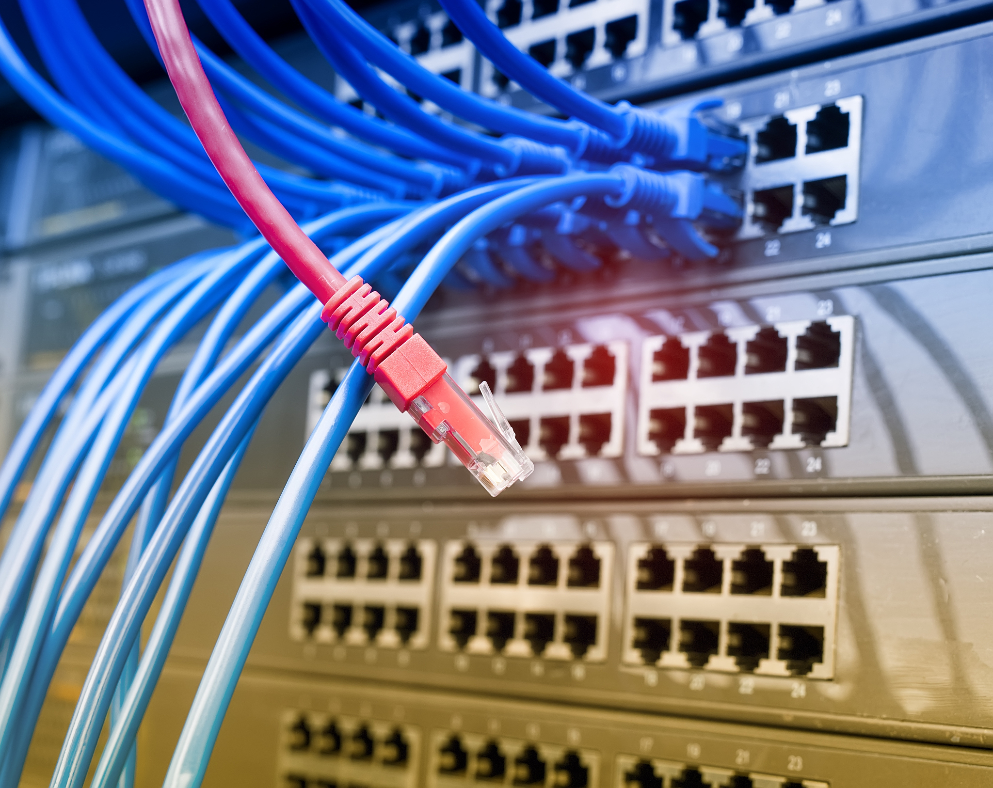 卧室是用网线插座网络稳吗？