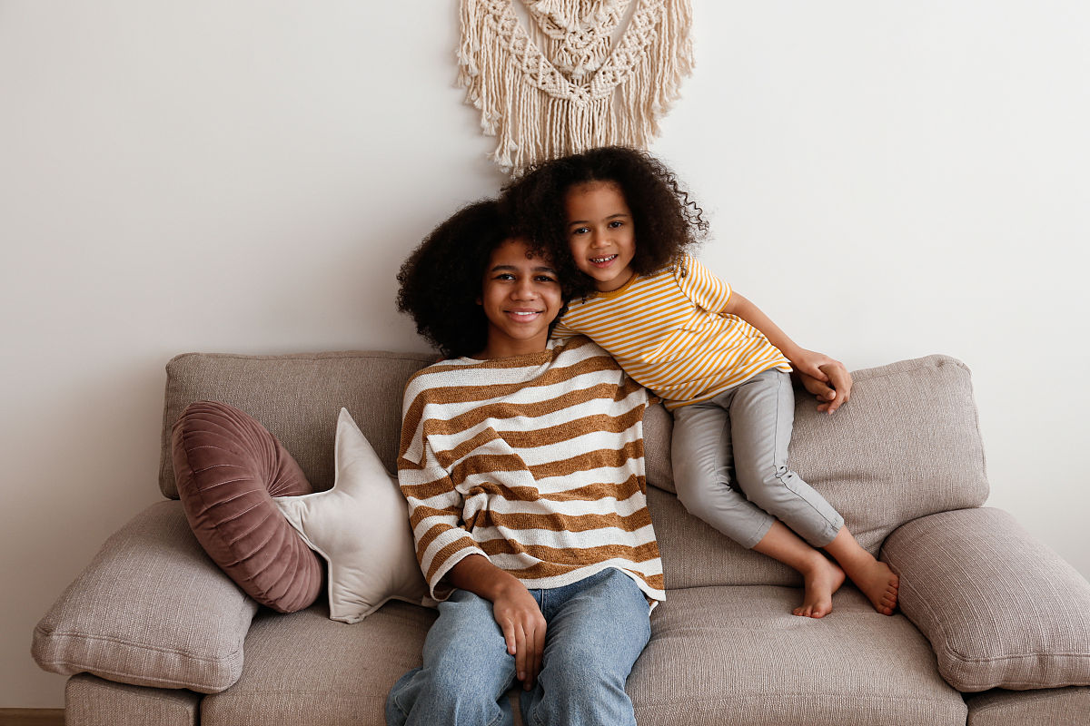 姐姐问我妹妹结婚的消息，我：猜的！她：你以为是神仙吗？