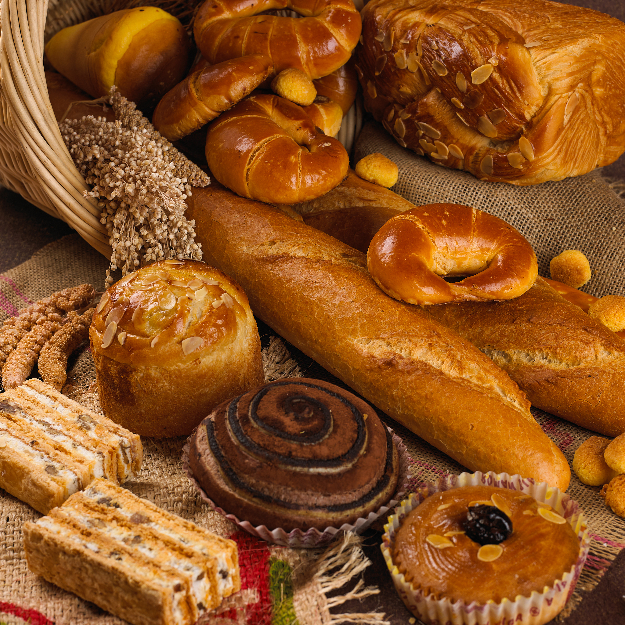 橘色烘焙厨娘服饰搭配指南：甜美可爱又时尚！