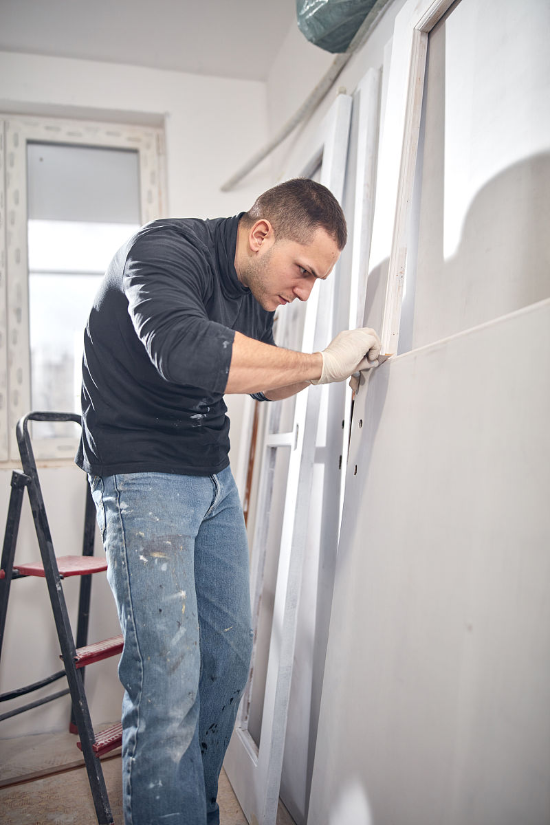 自己做一个项目要100元买一个做好的要160元怎么选