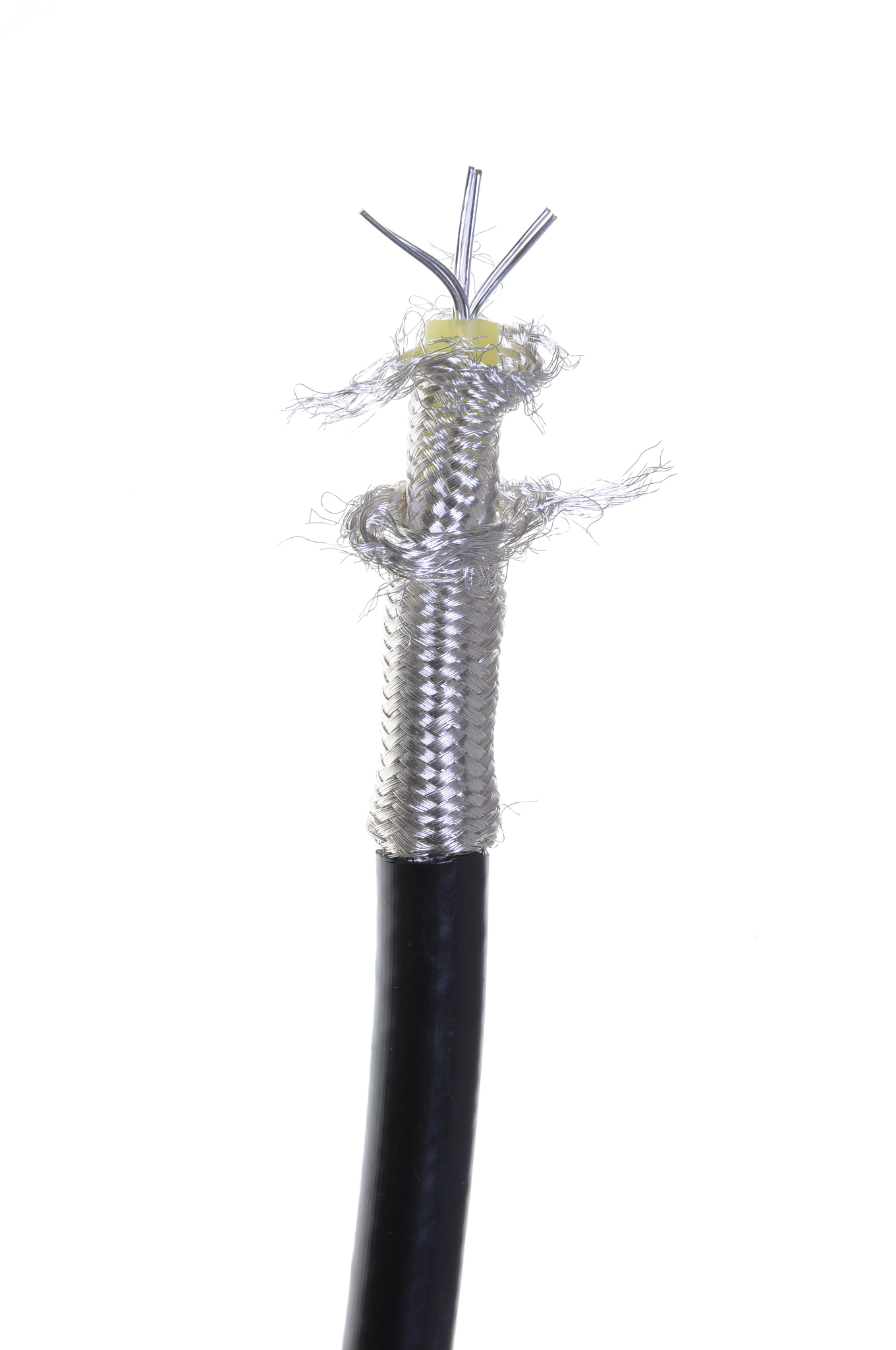 2、同轴电缆的内导体外半径a外导体内半径b内外导体间是空气介质且磁场强度为H=ē cos10°t-kzAm1求该区域的电场强度；2求k