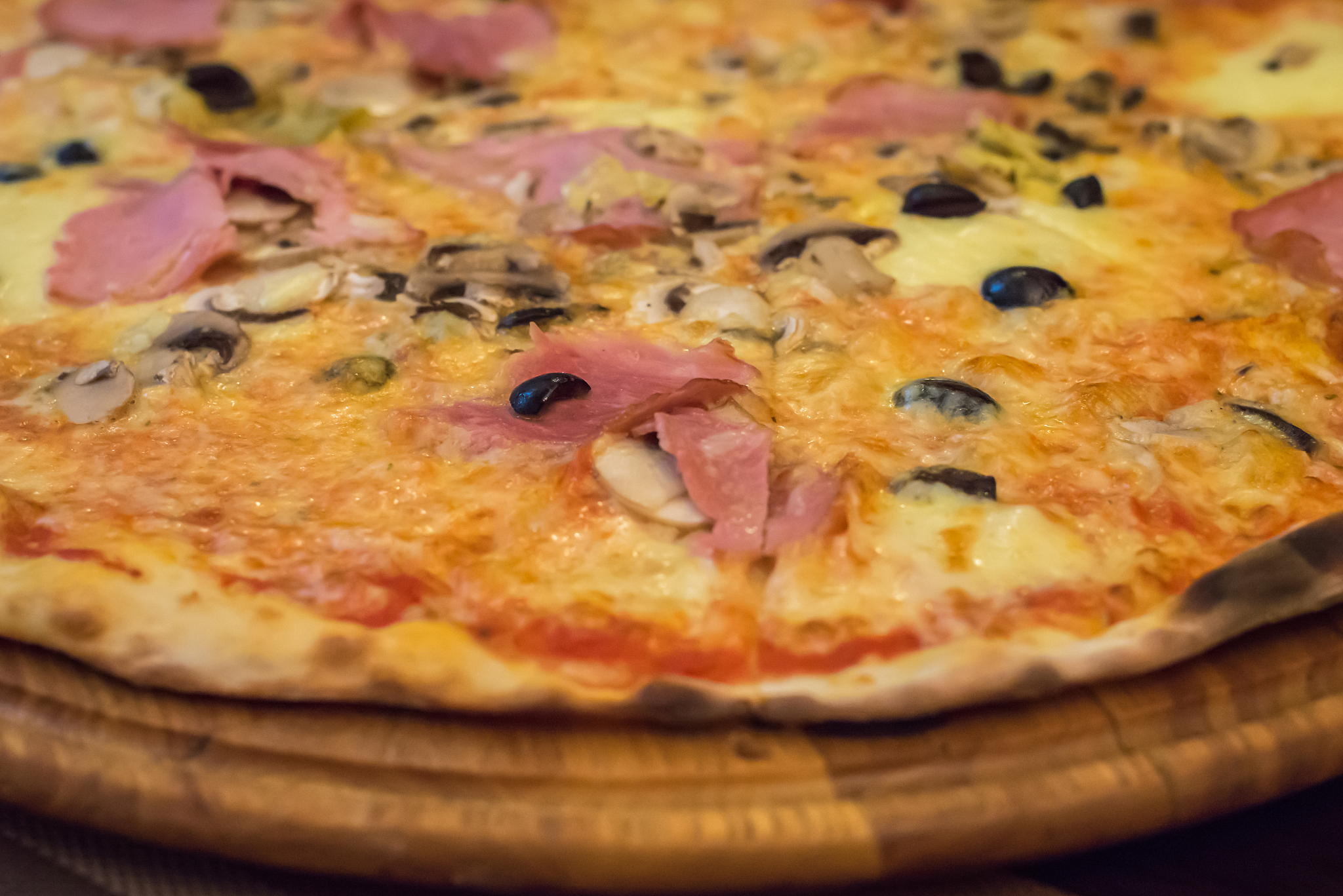 pizza on board