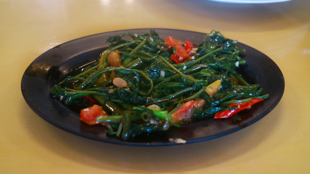 请不少于800汉字的博客文章语言要幽默风趣。主题是：苜蓿草怎么吃法苜蓿草 怎么做好吃