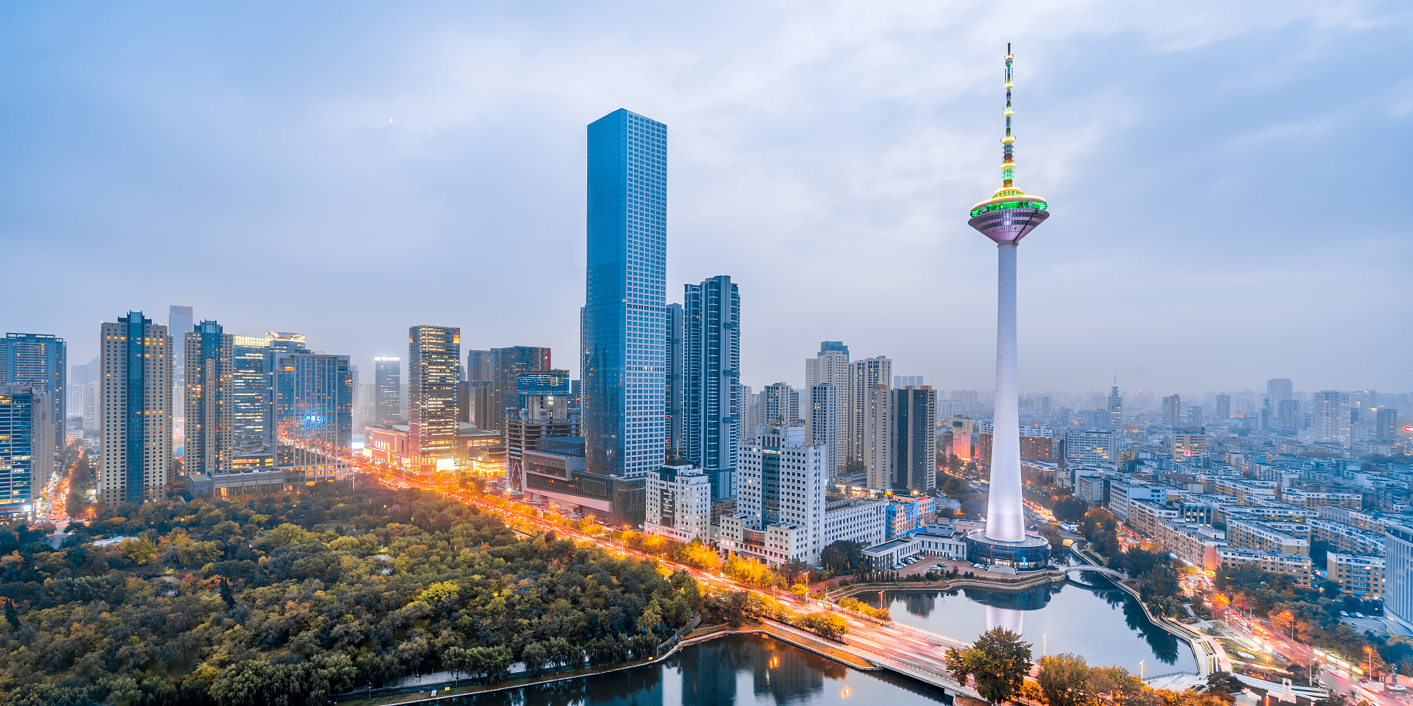 中国辽宁沈阳彩电塔城市cbd高视角夜景