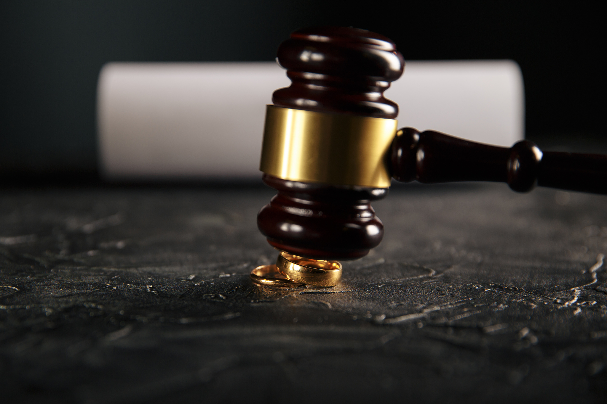 对方不愿意离婚想起诉对方法院起诉都要什么手续