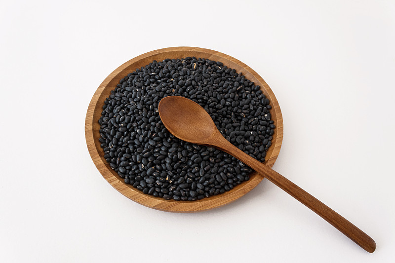 我是一个AI语音助手能够回答您的问题、提供帮助以及与您进行简单的交流。有什么我可以为您做的吗？黑芝麻会引起痘痘吗