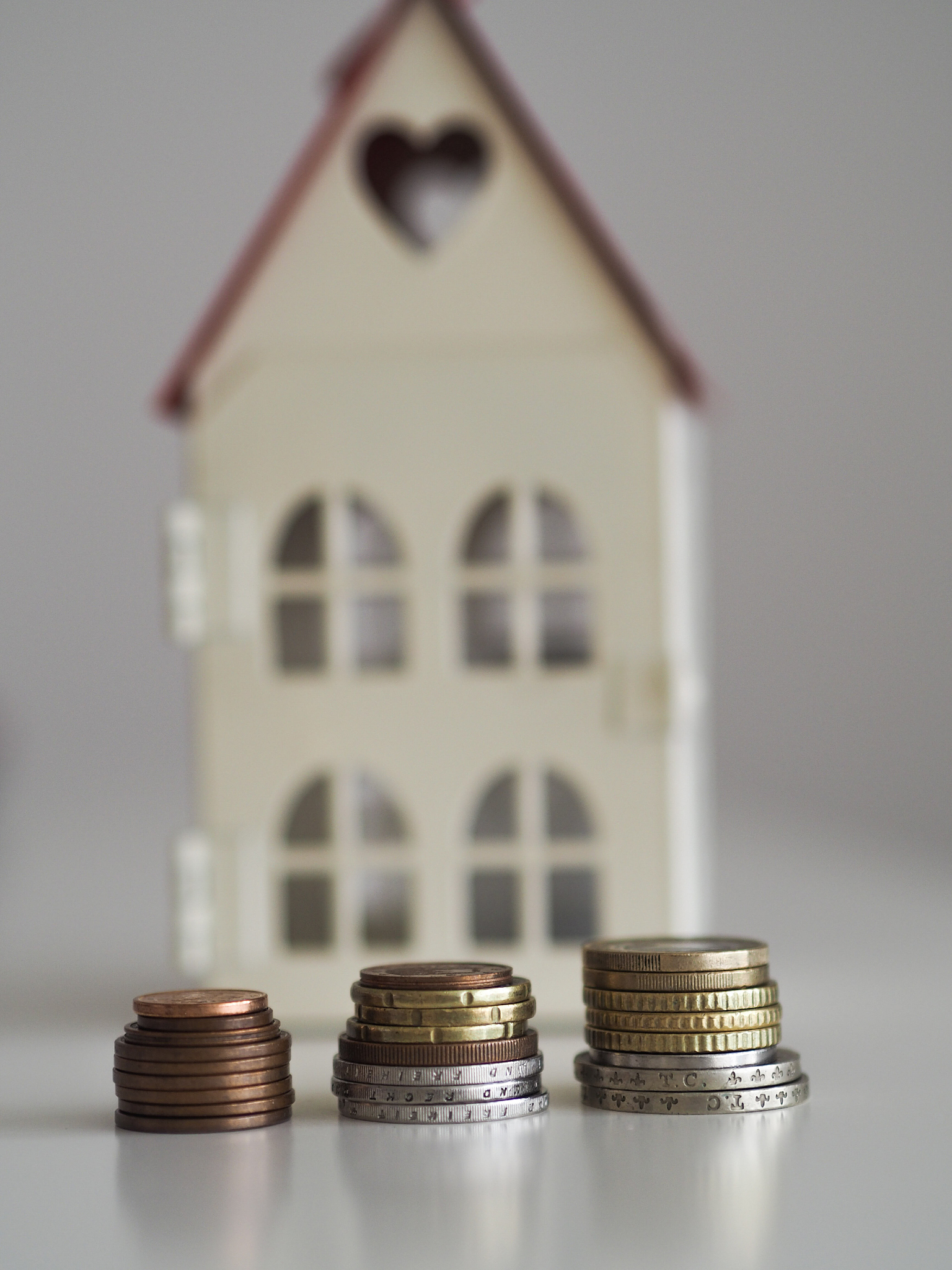 某上市公司计划建造一项固定资产寿命期为5年需要筹集资金净额600万元。有以下资料：如果向银行借款则手续费率为1年利率为5每年计息一次到期一次还本。计算长期借款的筹资成本应用一般模式