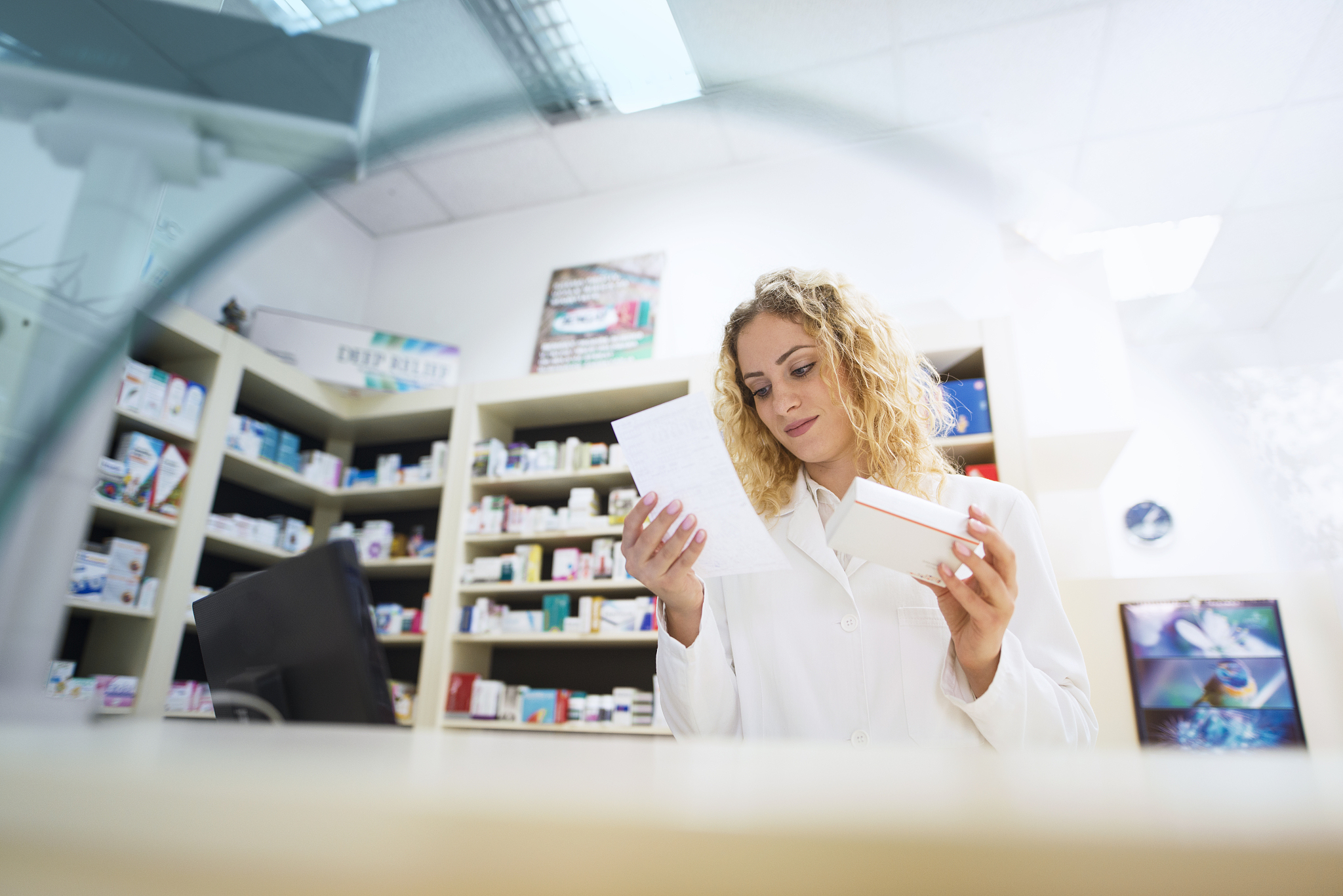 2022年贵阳卫生学校药剂专业招生 | 成为一名优秀的药剂师