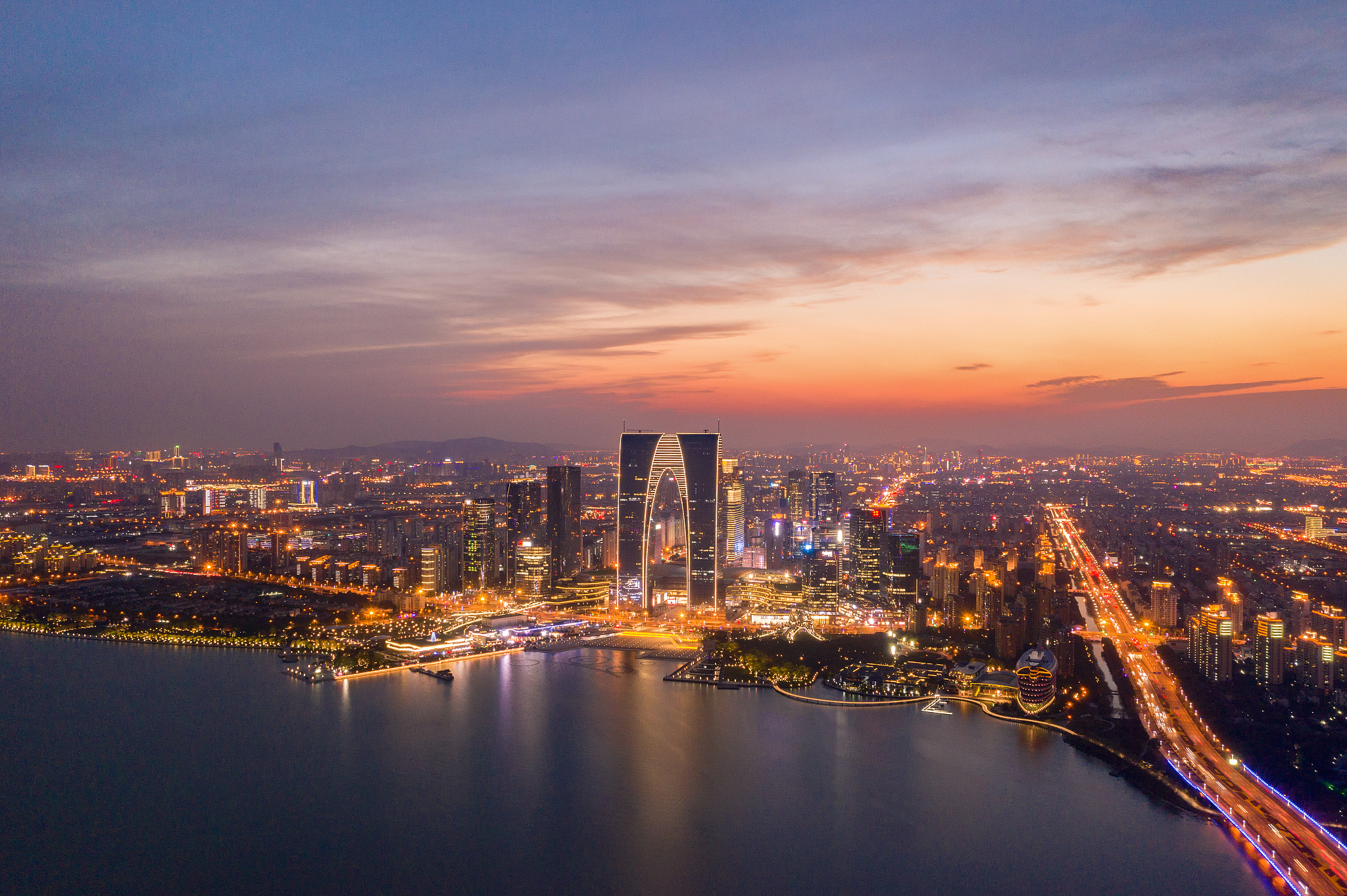 航拍苏州金鸡湖现代城市夜景风光