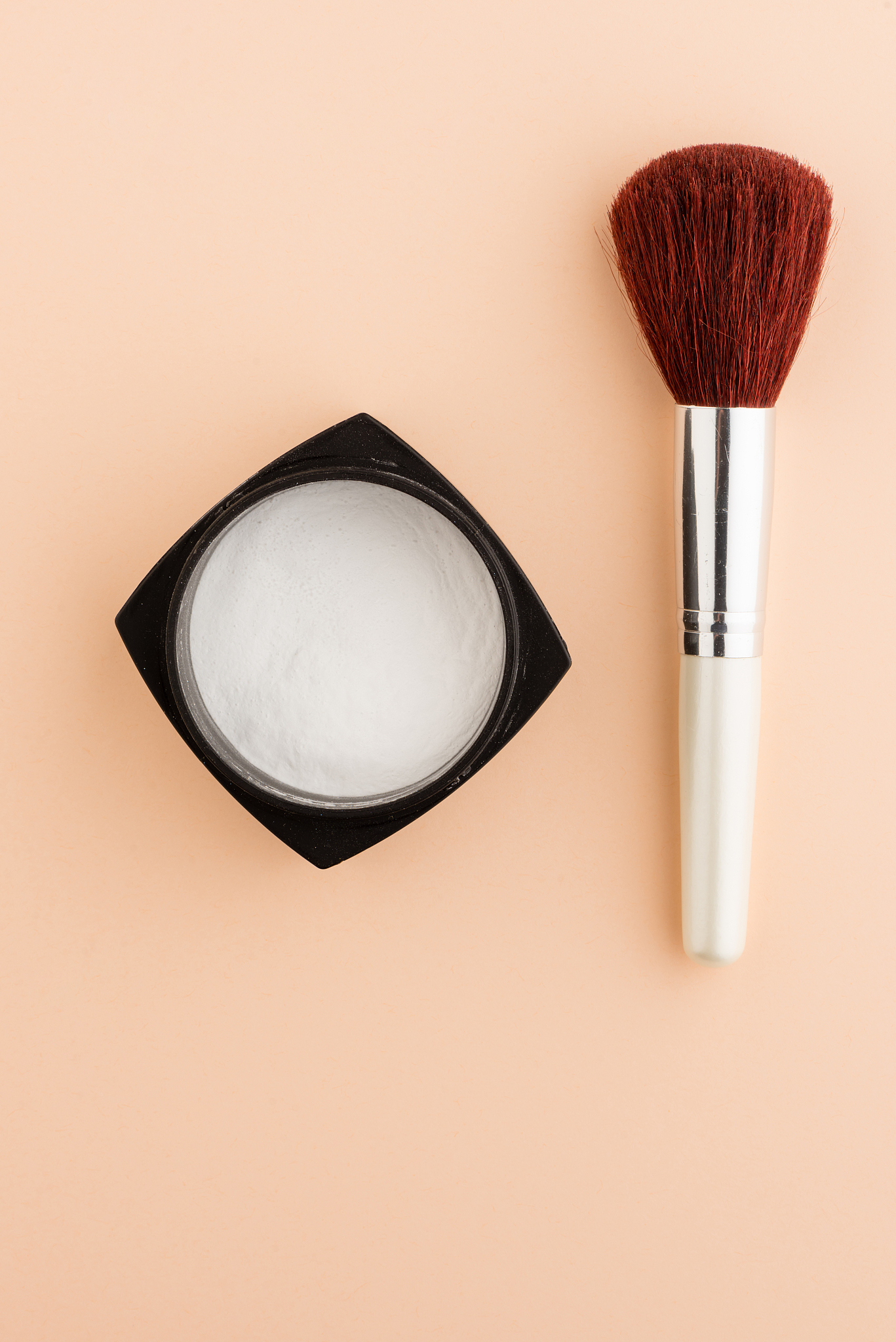 魔法粉底刷！柔软刷毛，零瑕疵肌肤，你值得拥有！