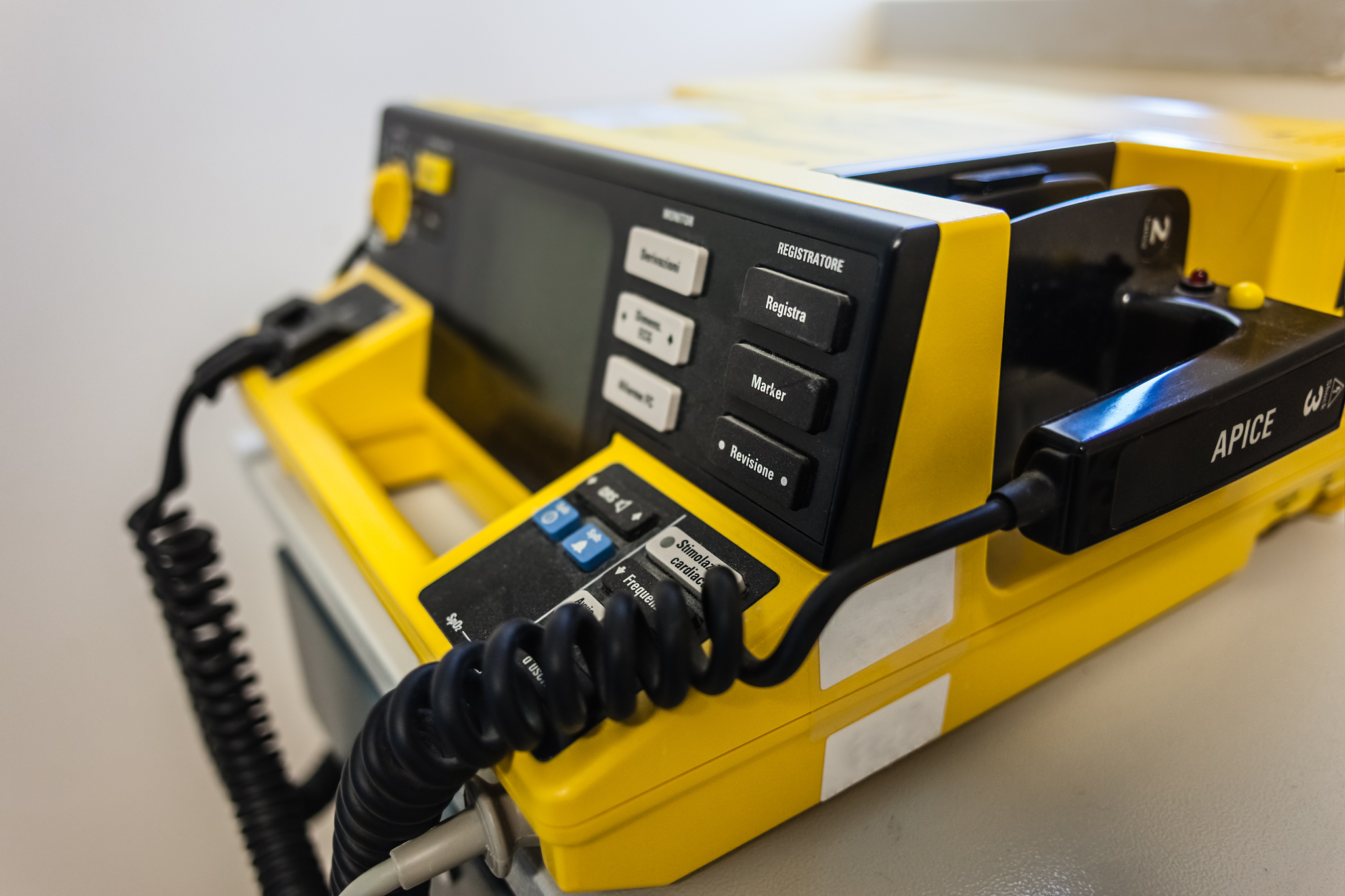 electron-builder 和electron-forge有什么区别