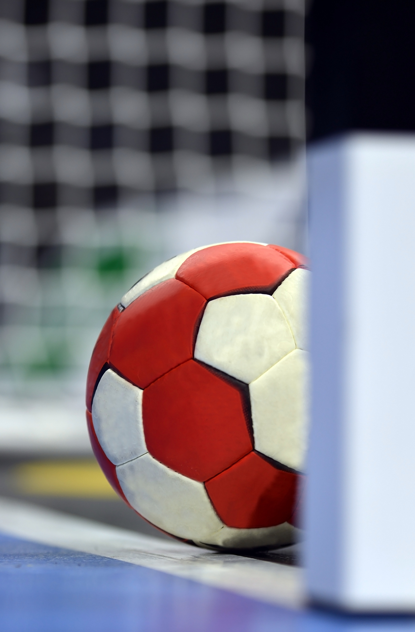 handball goal!
