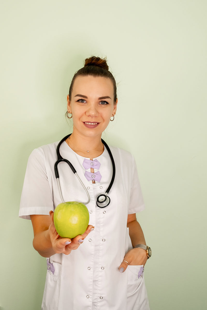 万源营养师报考指南：报名条件、流程及备考建议