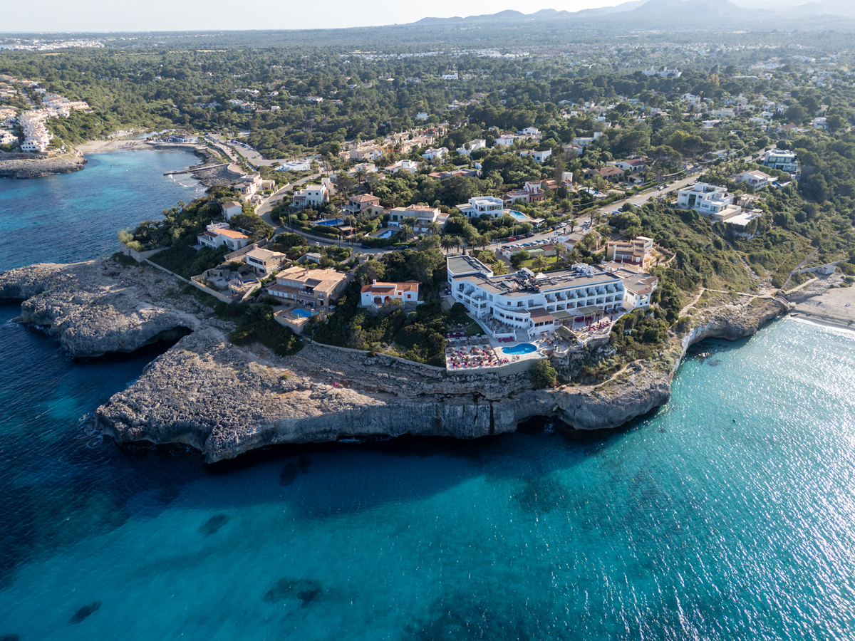 Discover the Hidden Beauty of Cape Keraudren: A Must-See Coastal Reserve