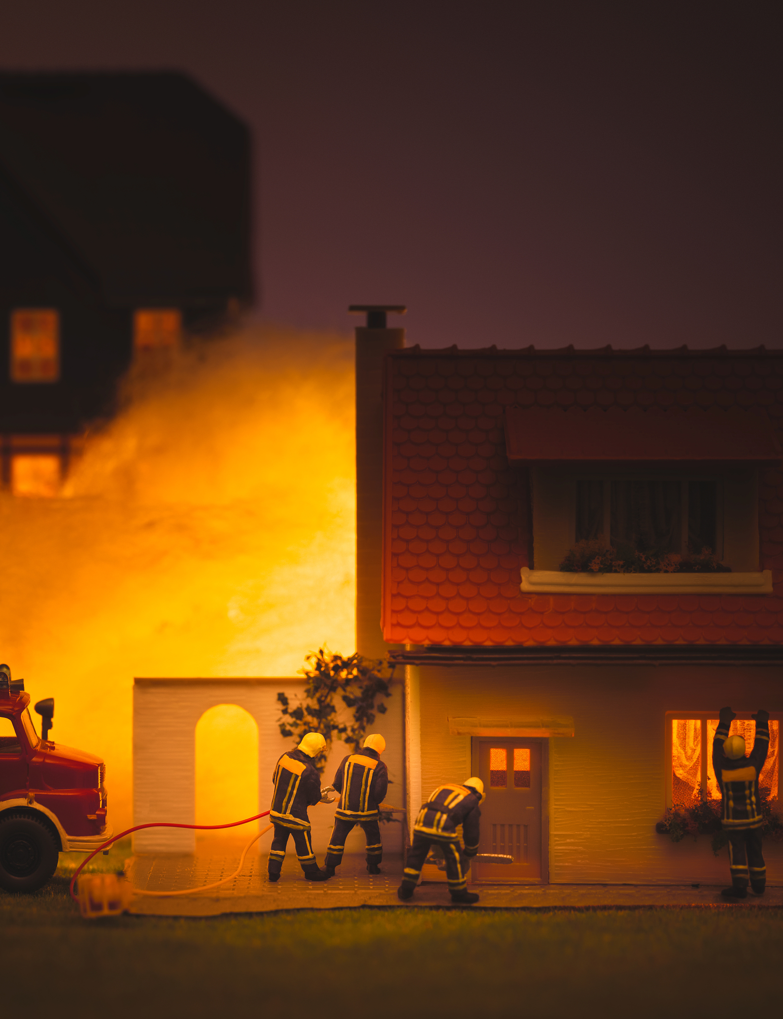 河南安阳42死火灾调查报告公布：居民不当用火引发火灾，消防设施问题加剧灾情