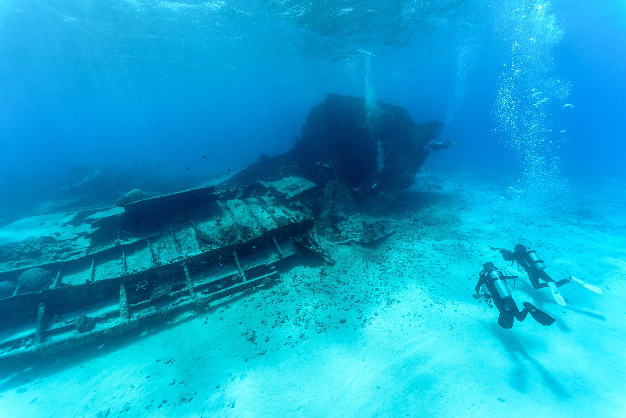 wreck diving