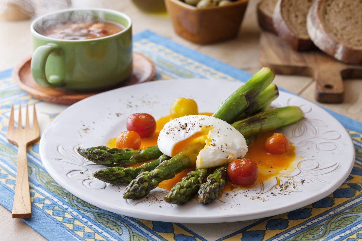 增肌饮食攻略：早中晚餐吃什么才能快速增肌？