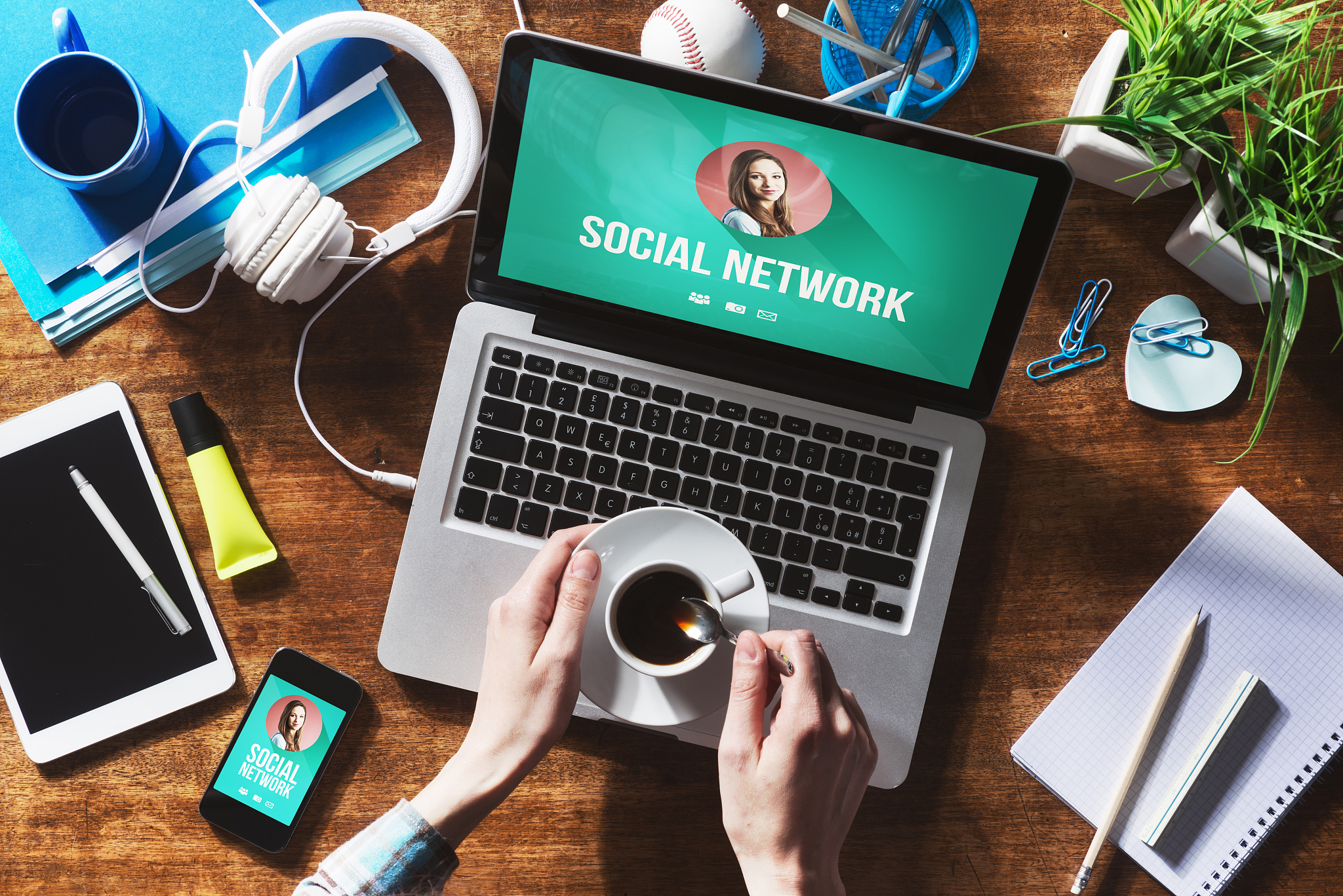 girl social network profile