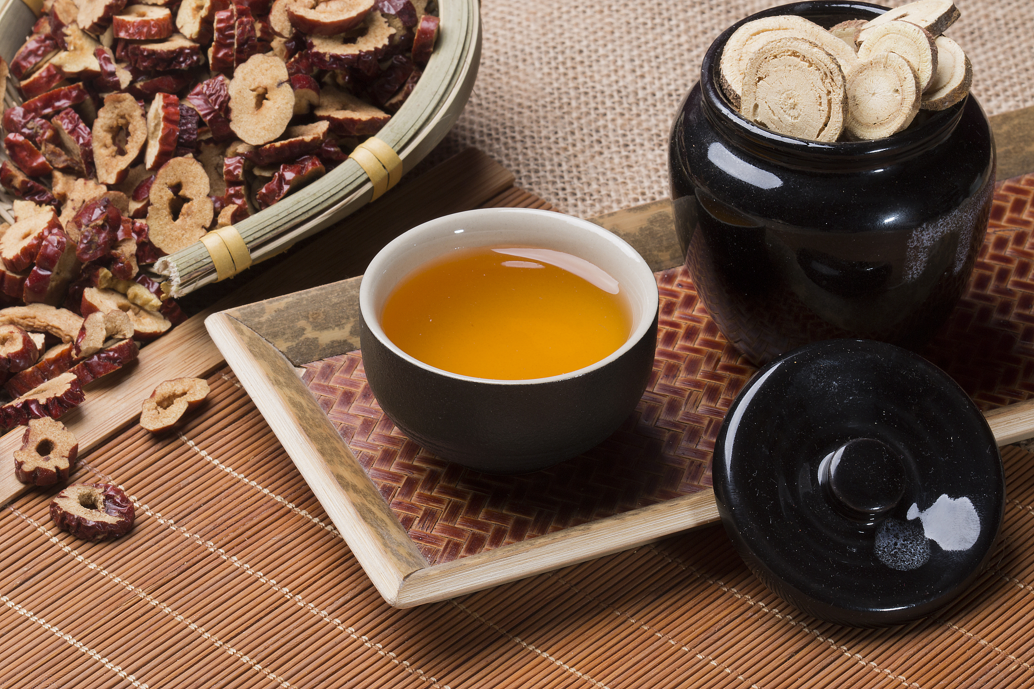 茶叶加一物，轻松瘦身！脂肪都让路，你也可以拥有小蛮腰！