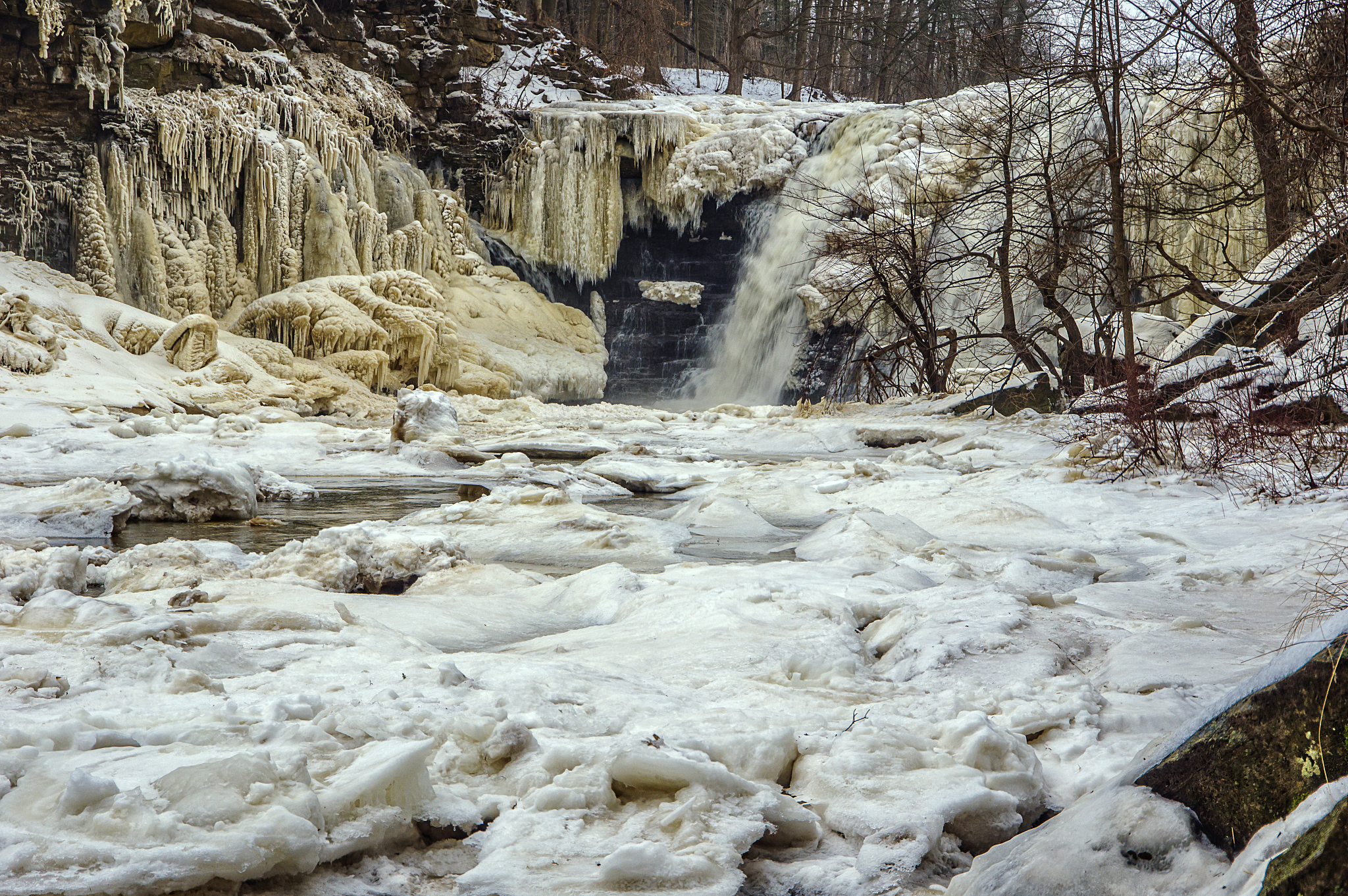 六盘水现代职业技术学校旅游服务与管理专业课程设置 - 培养旅游行业人才