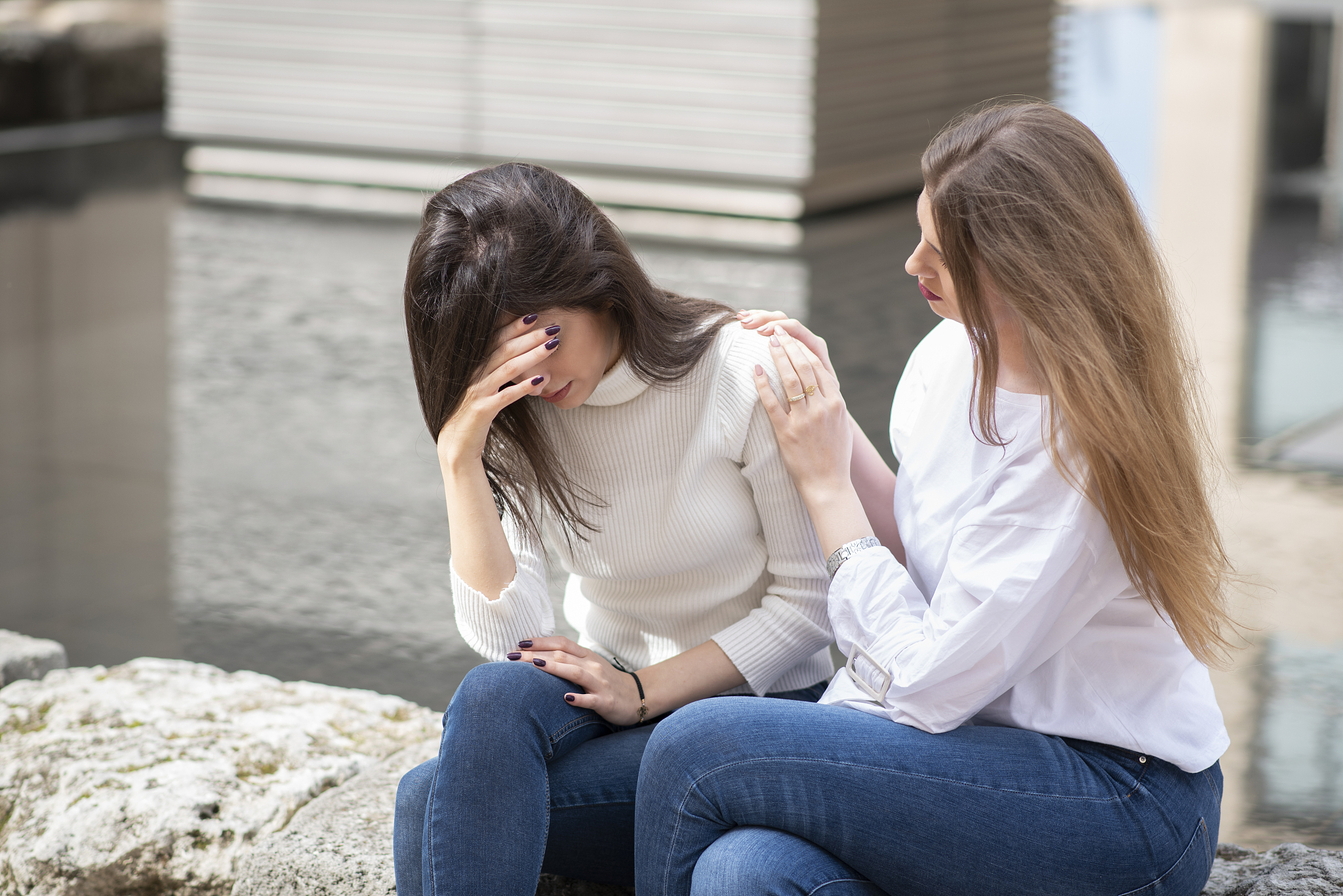 女朋友分享照片说照片不好看该怎么回复和安慰多一些文字