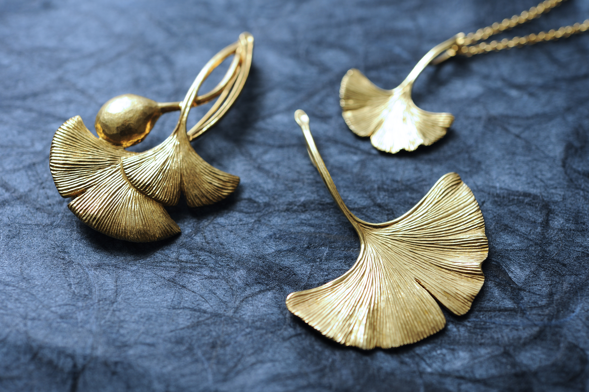 金枝玉叶胸针 - 创意树叶造型，灵动俏皮，可当胸针吊坠，一物多用