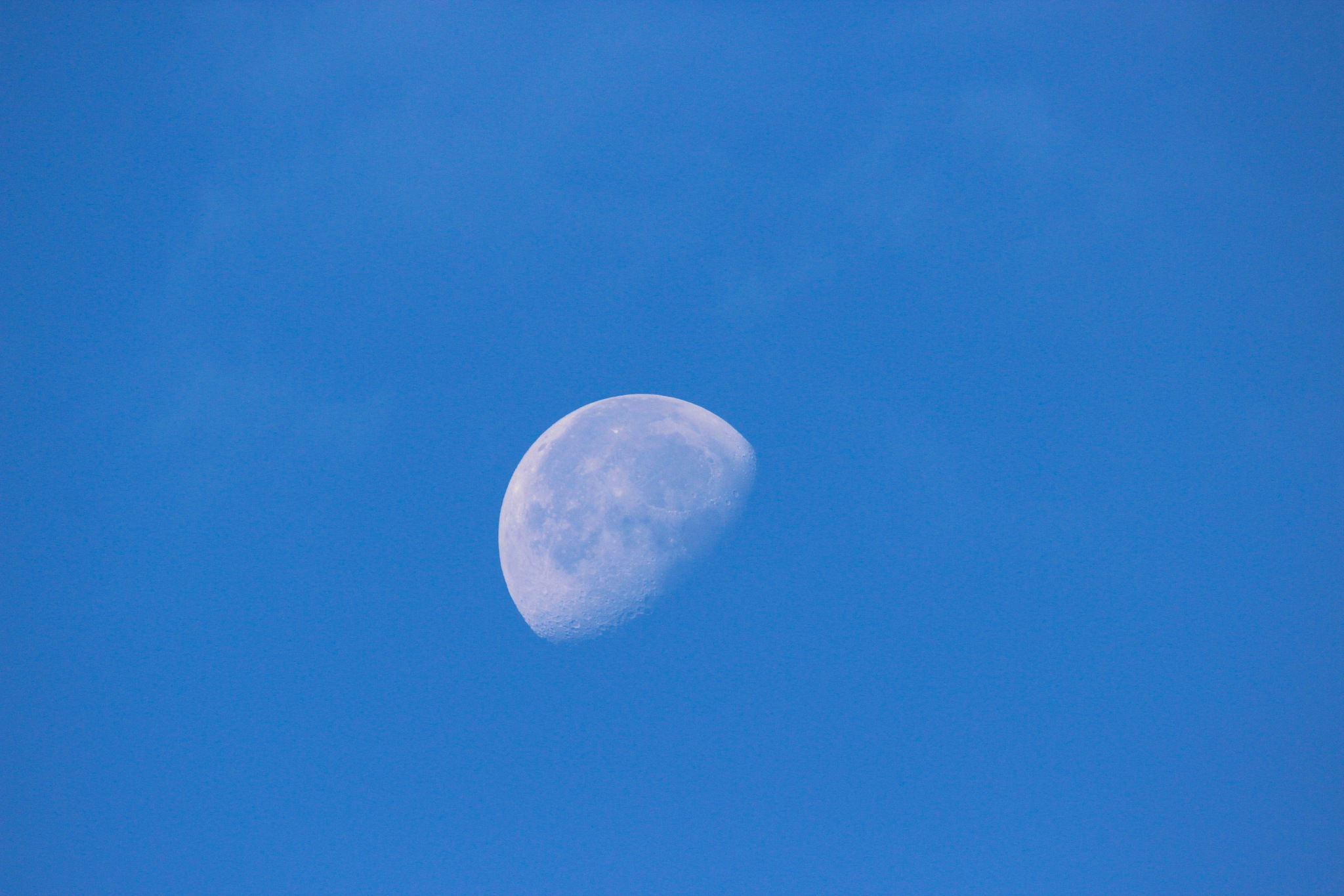 daytime moon