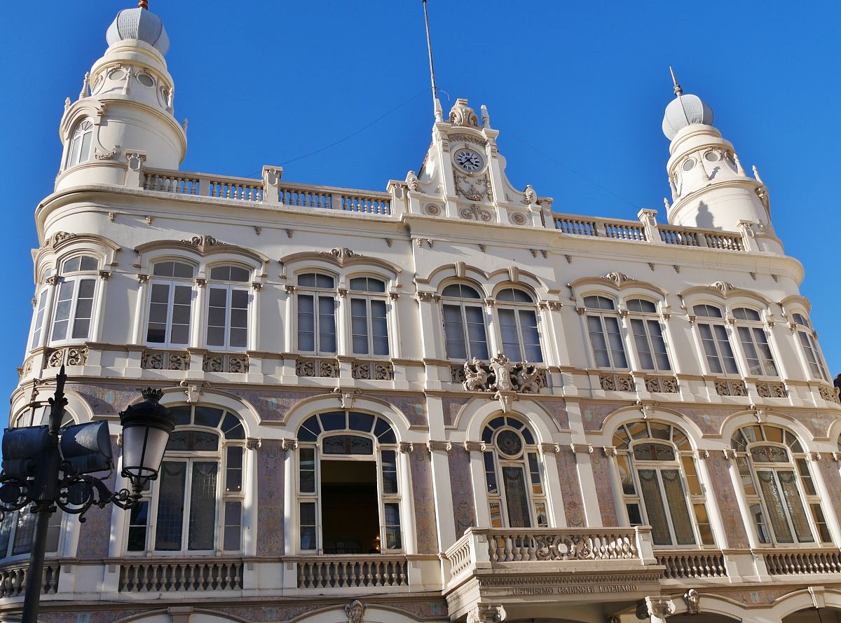 滇西科技师范学院招生电话及QQ：联系招生老师，开启大学之旅！