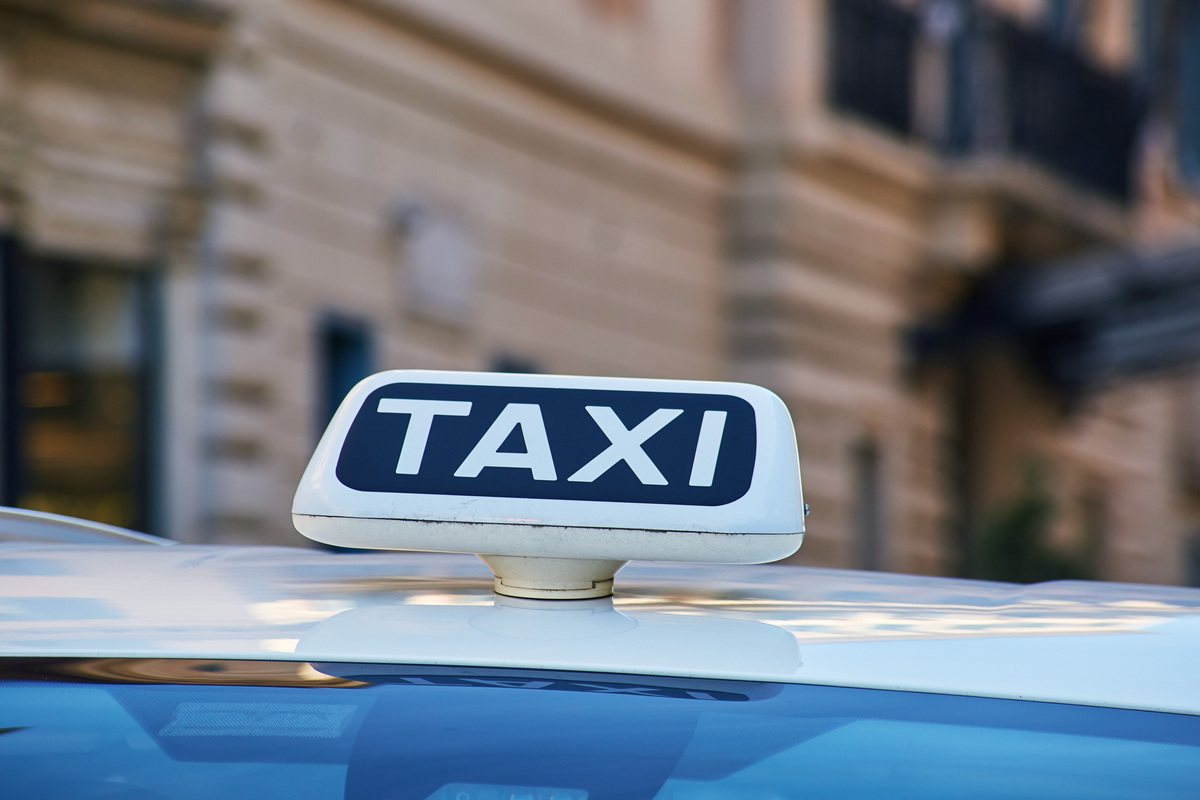 澳门到珠海打车指南：跨境出租车服务详解